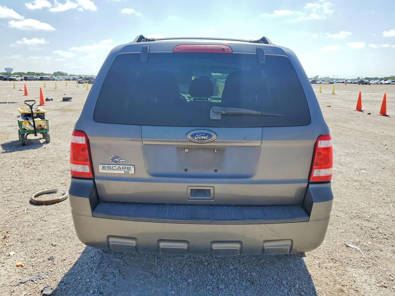 2010 Ford Escape Xlt Gray vin: 1FMCU0D72AKD39577