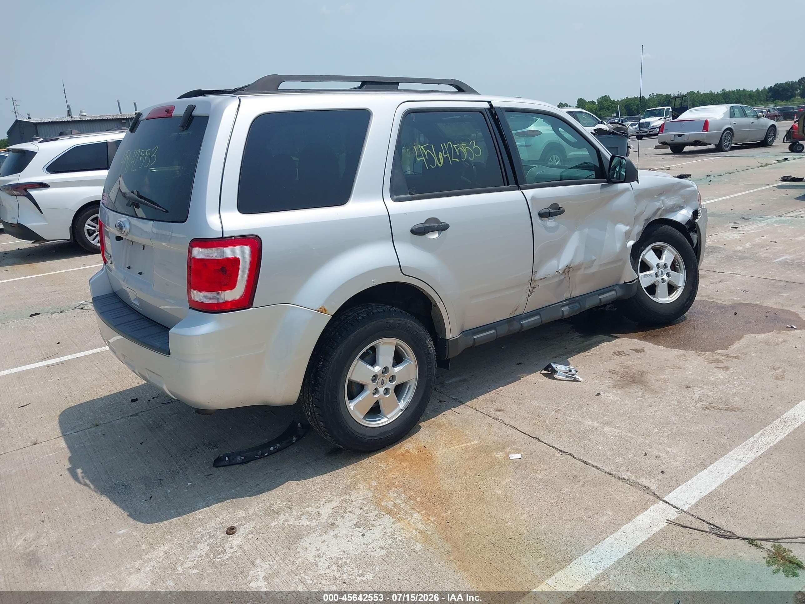 2011 Ford Escape Xlt Gray vin: 1FMCU0D72BKA22027