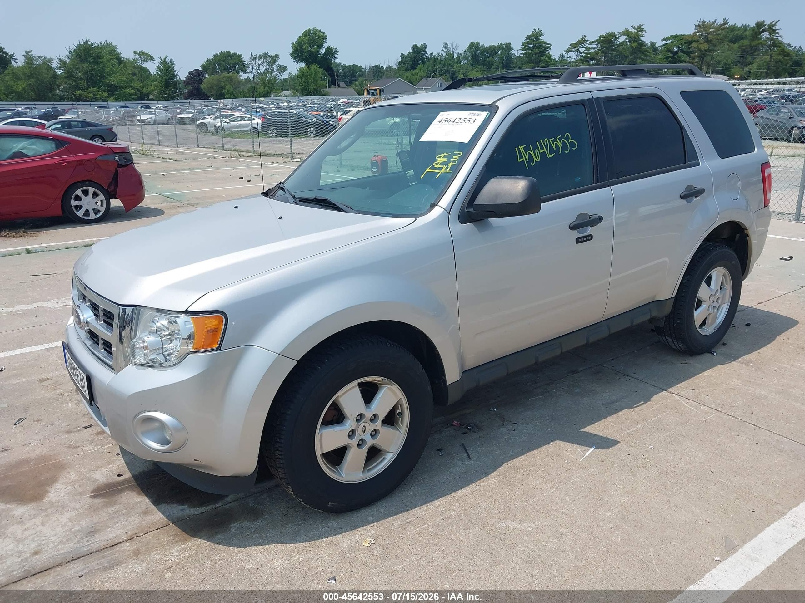 2011 Ford Escape Xlt Gray vin: 1FMCU0D72BKA22027