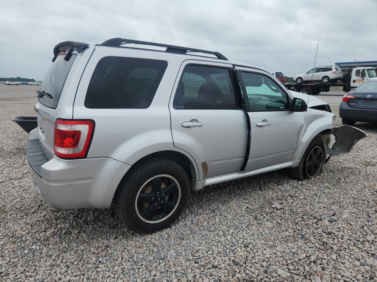 2011 Ford Escape Xlt Silver vin: 1FMCU0D72BKA25395
