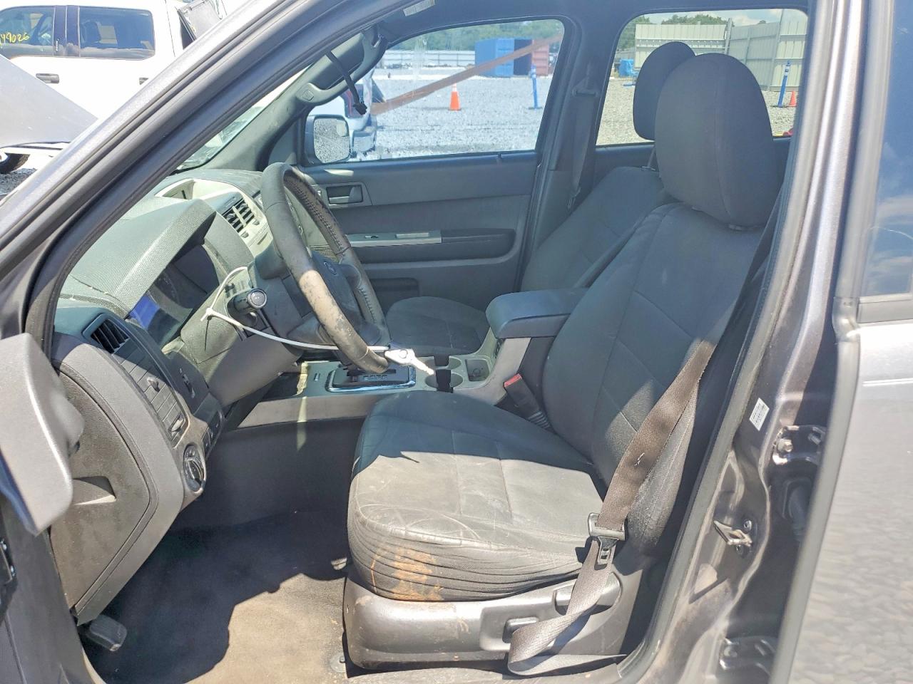 2011 Ford Escape Xlt Серый vin: 1FMCU0D72BKA55707