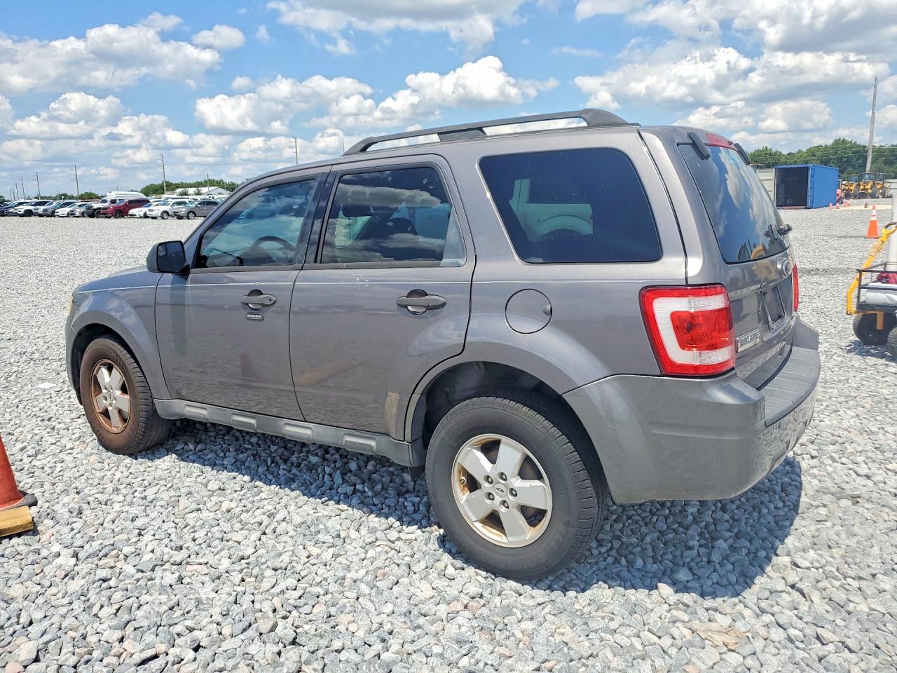 2011 Ford Escape Xlt Серый vin: 1FMCU0D72BKA55707