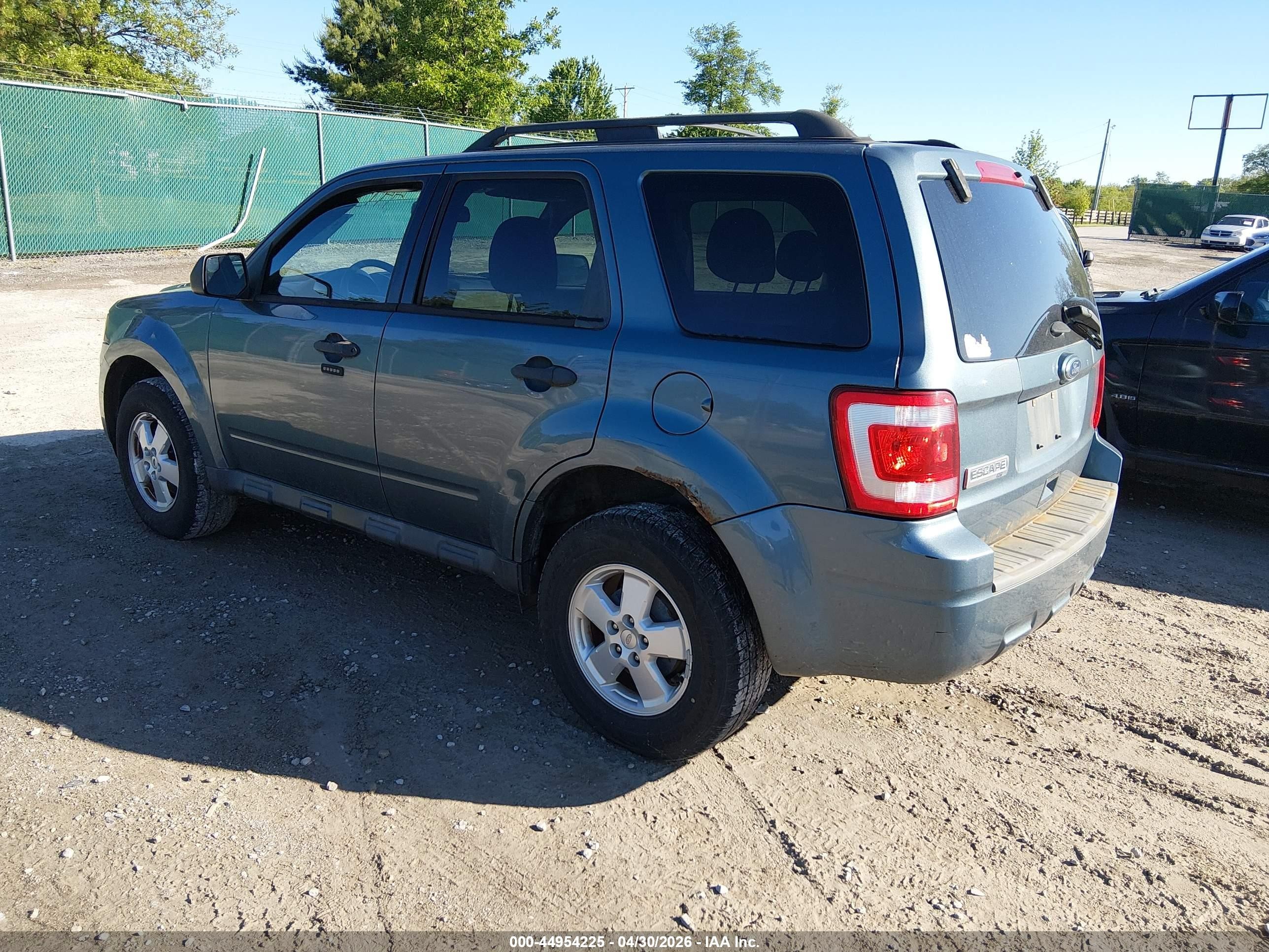 2011 Ford Escape Xlt Automatic Синий vin: 1FMCU0D72BKB16103