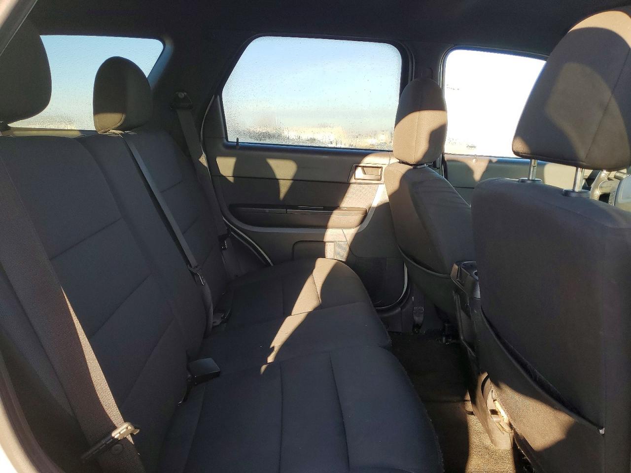 2011 Ford Escape Xlt Белый vin: 1FMCU0D72BKB83378
