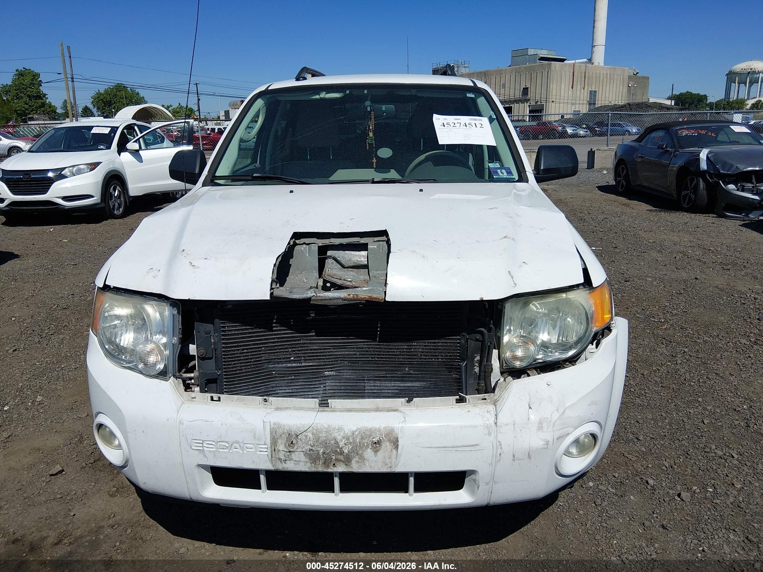 2011 Ford Escape Xlt Белый vin: 1FMCU0D72BKC65305
