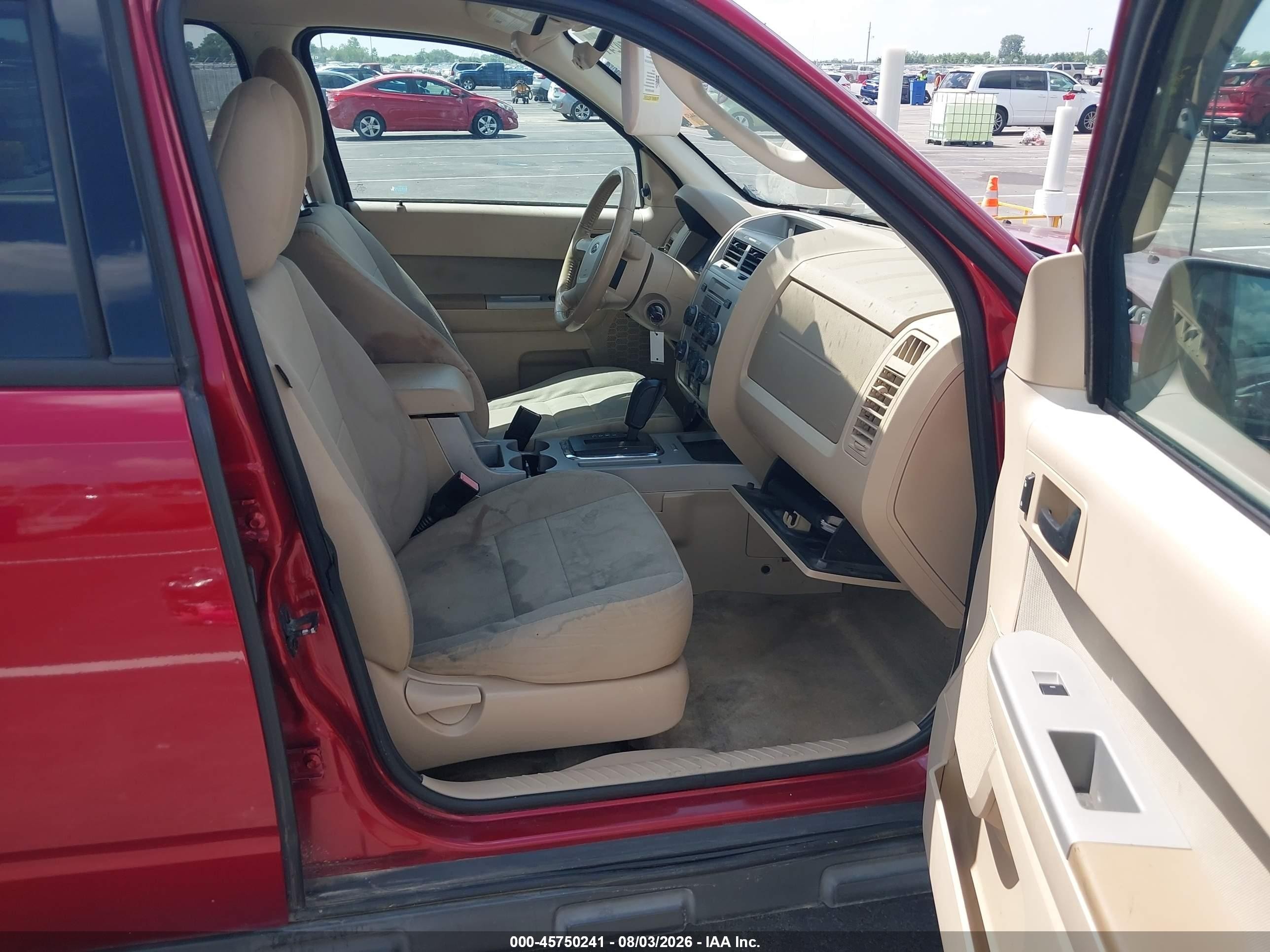 2012 Ford Escape Xlt Red vin: 1FMCU0D72CKB39012