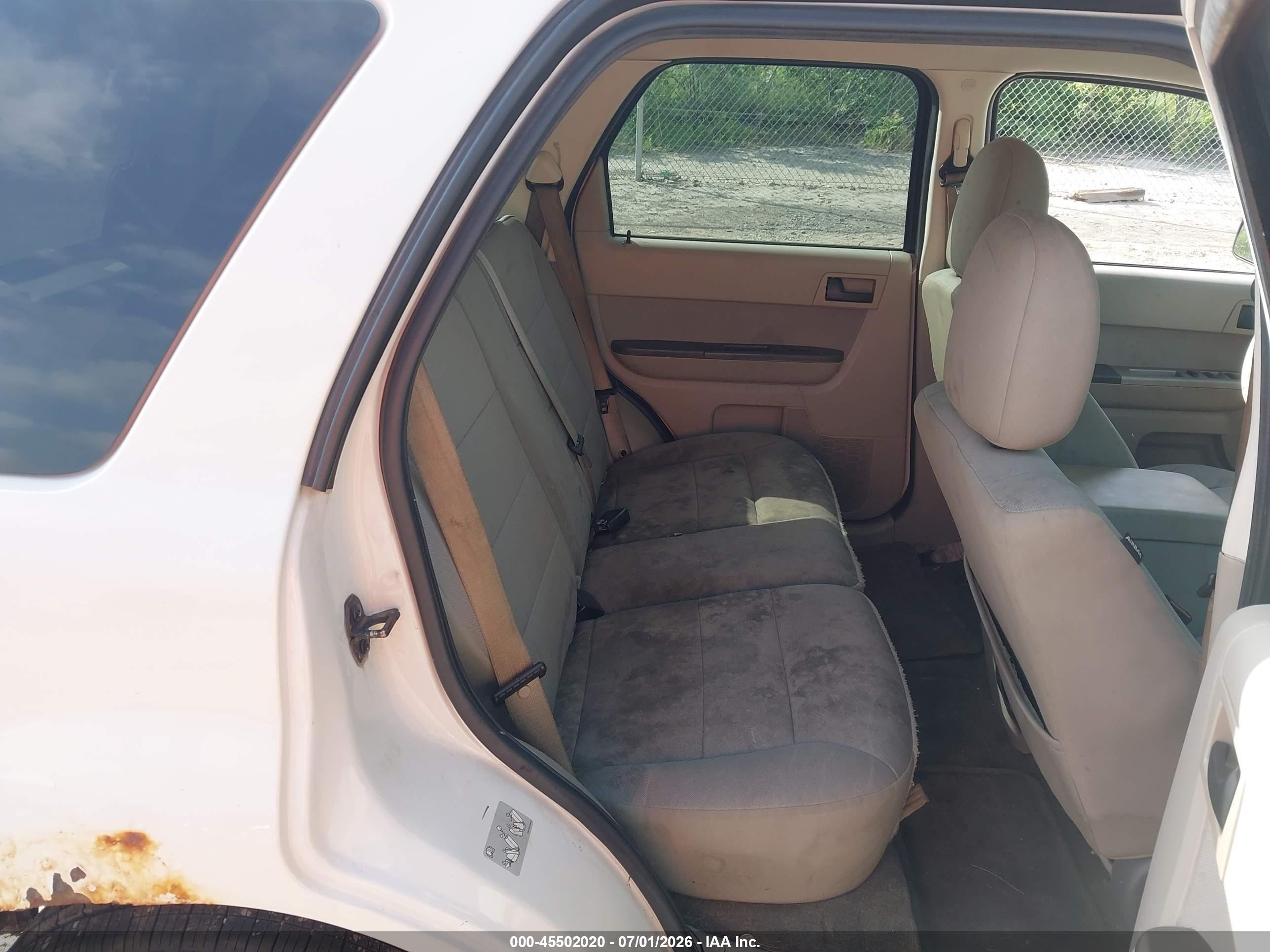 2012 Ford Escape Xlt White vin: 1FMCU0D72CKB49877