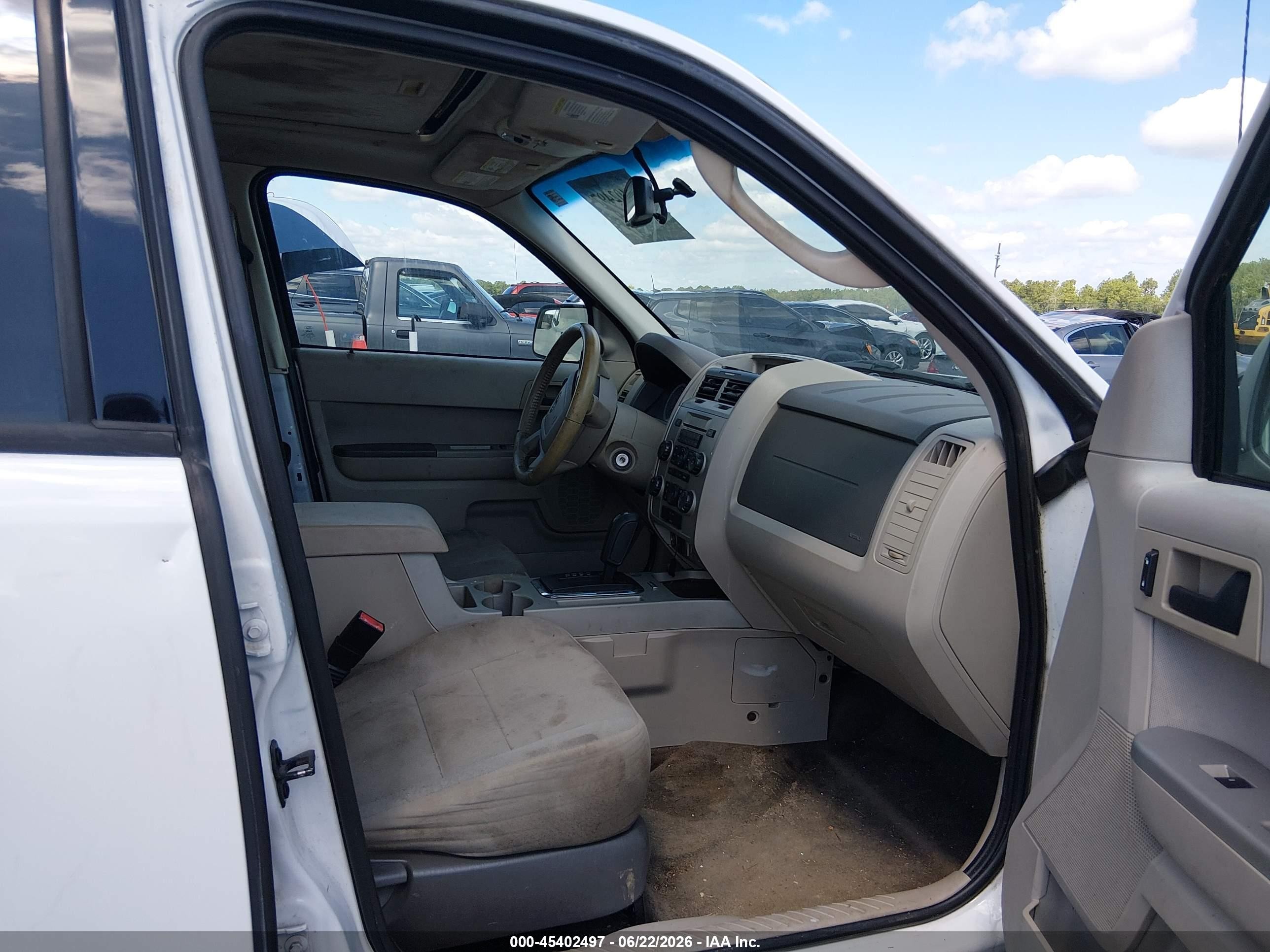 2012 Ford Escape Xlt White vin: 1FMCU0D72CKB58434