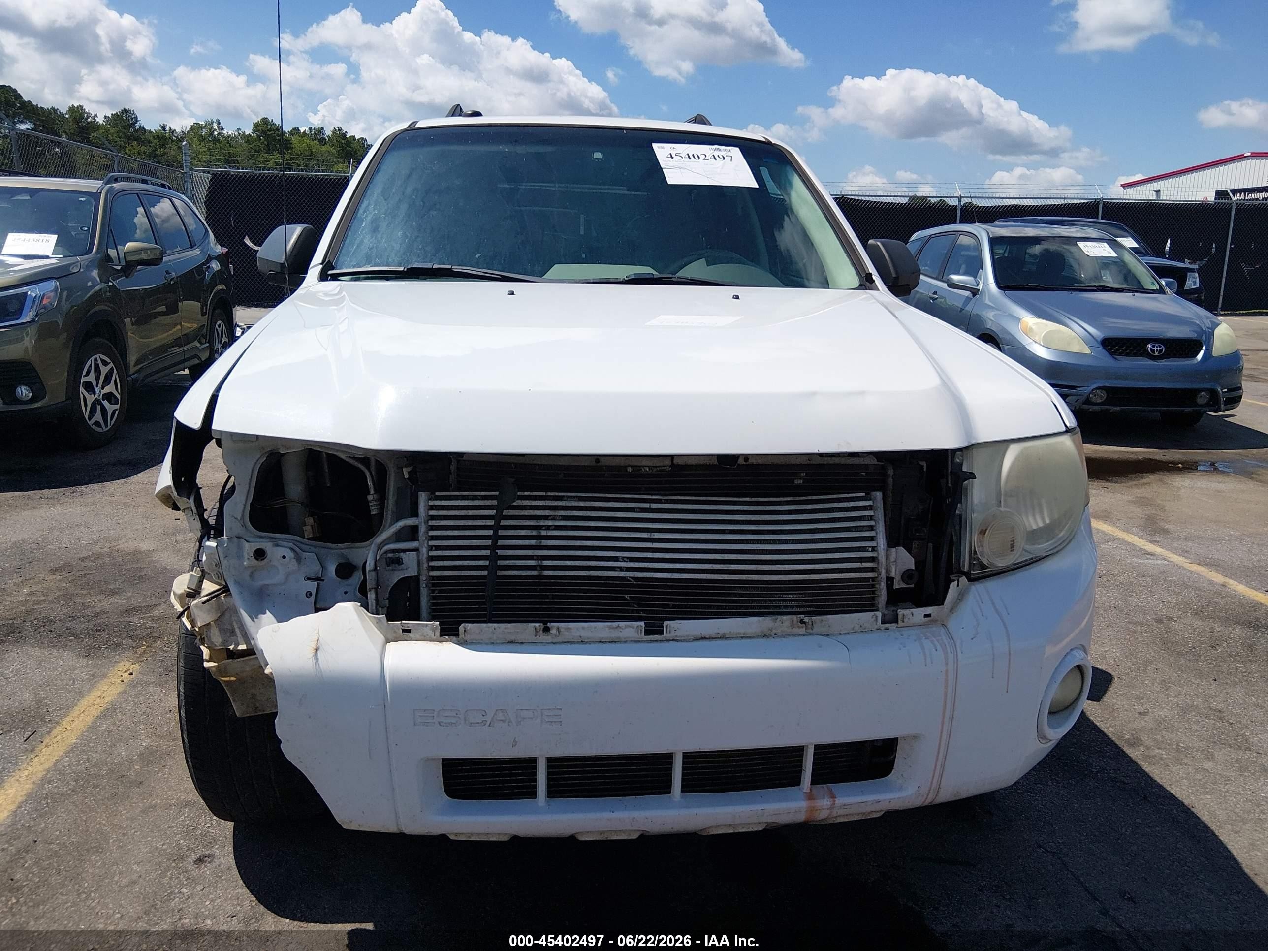 2012 Ford Escape Xlt White vin: 1FMCU0D72CKB58434