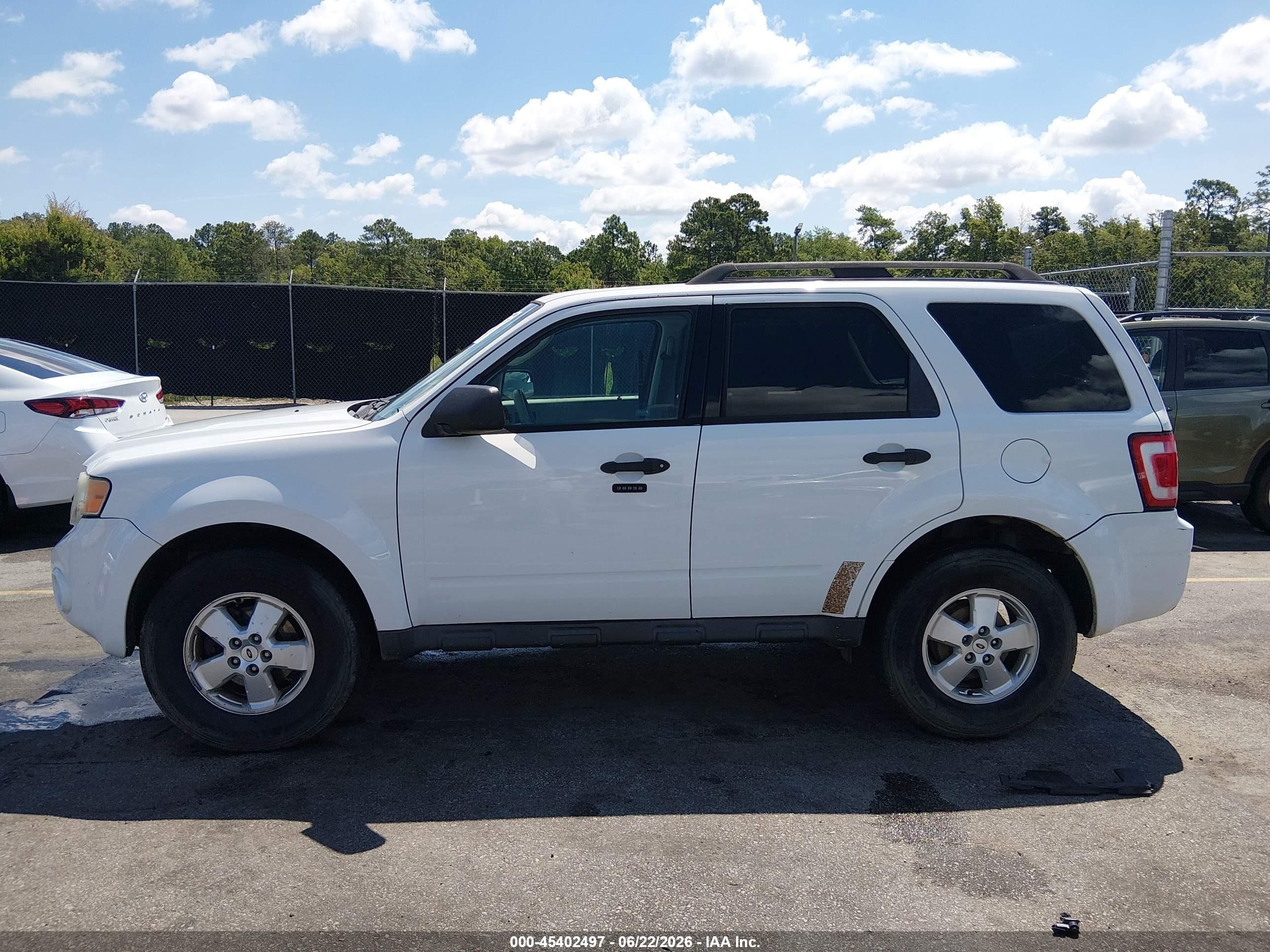 2012 Ford Escape Xlt White vin: 1FMCU0D72CKB58434