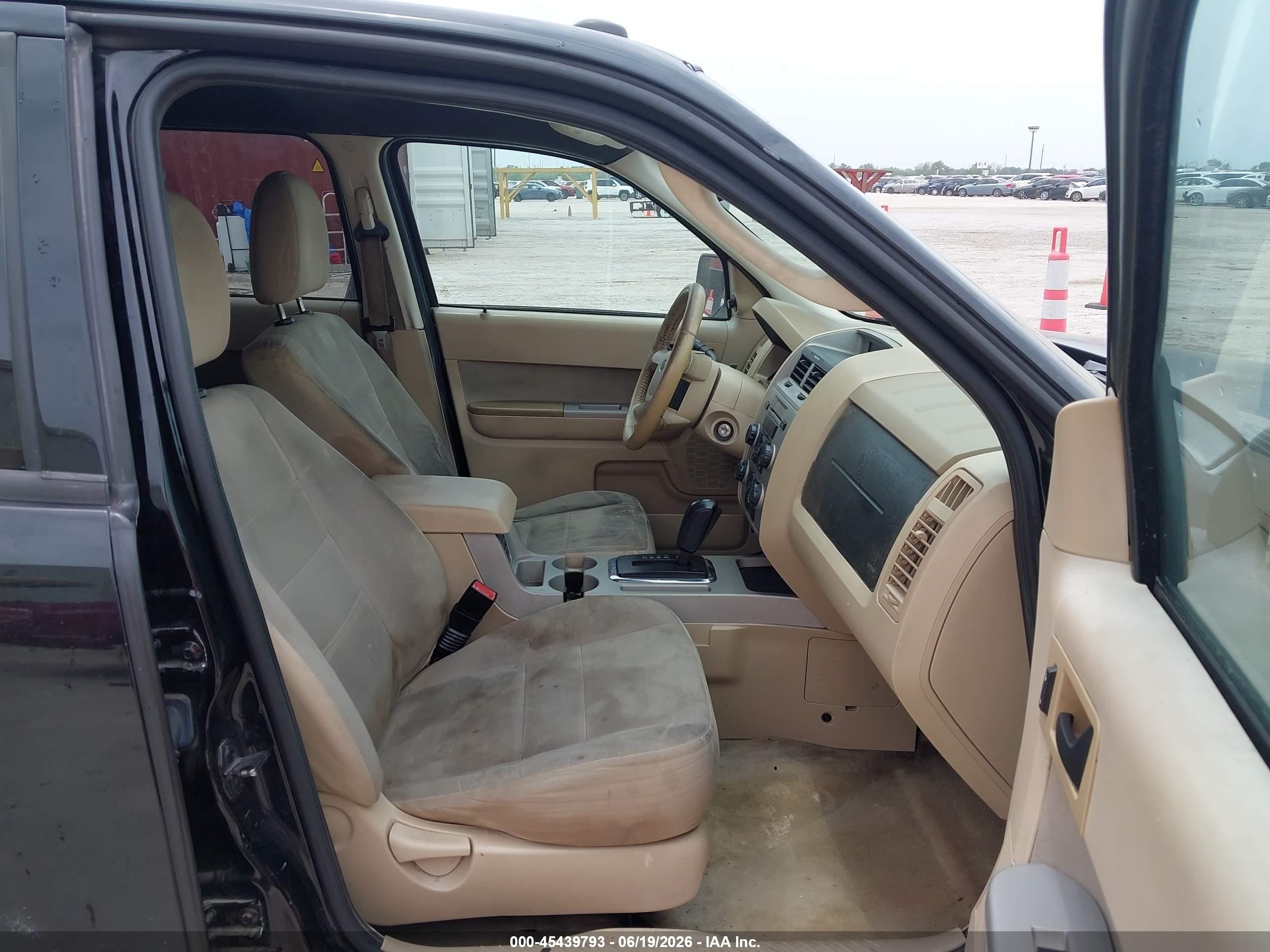 2012 Ford Escape Xlt Black vin: 1FMCU0D72CKC20088