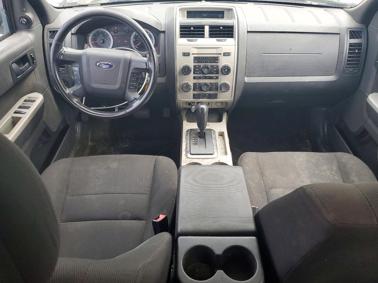 2010 Ford Escape Xlt Золотой vin: 1FMCU0D73AKA01847