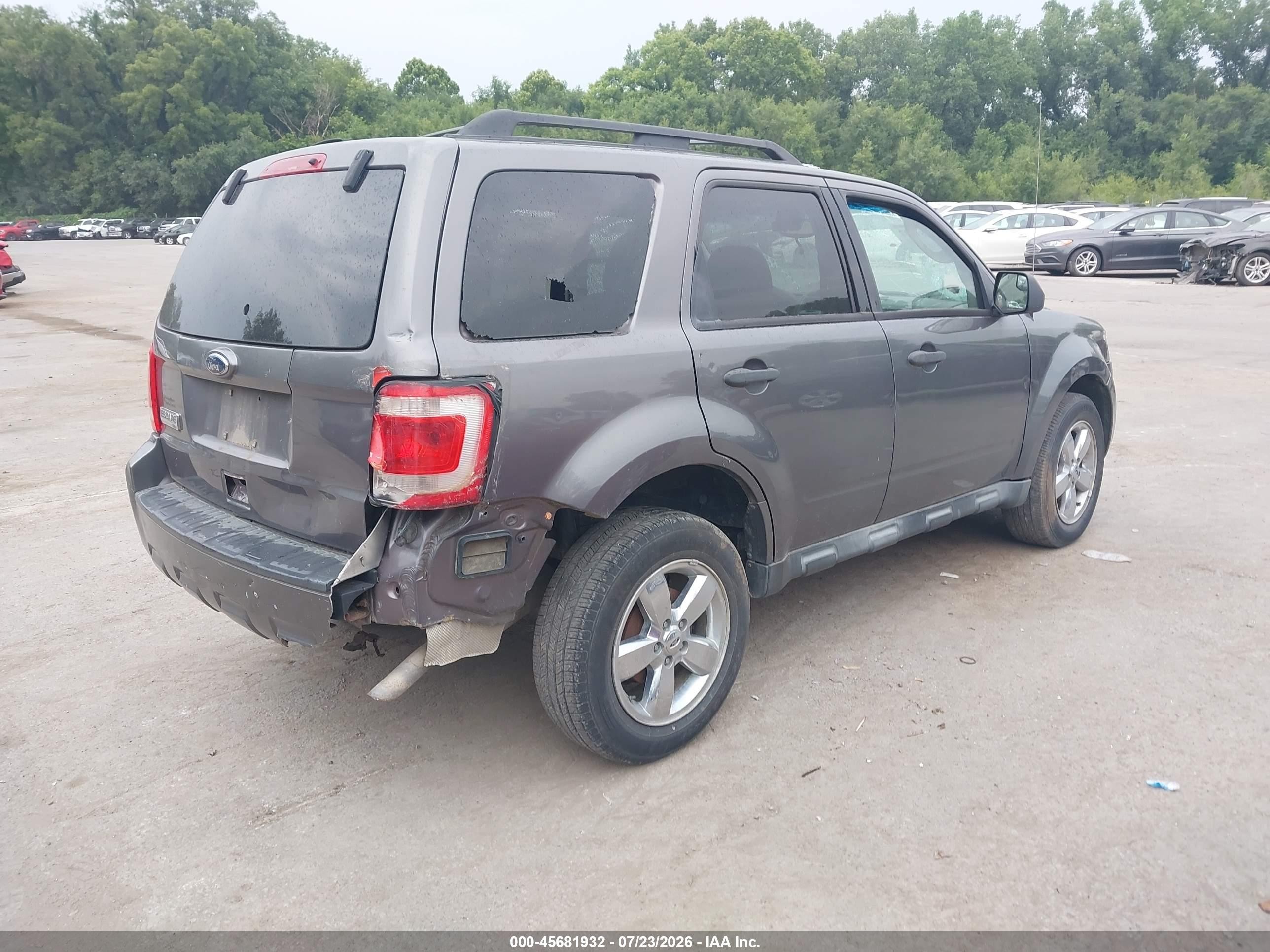 2010 Ford Escape Xlt Gray vin: 1FMCU0D73AKA33262