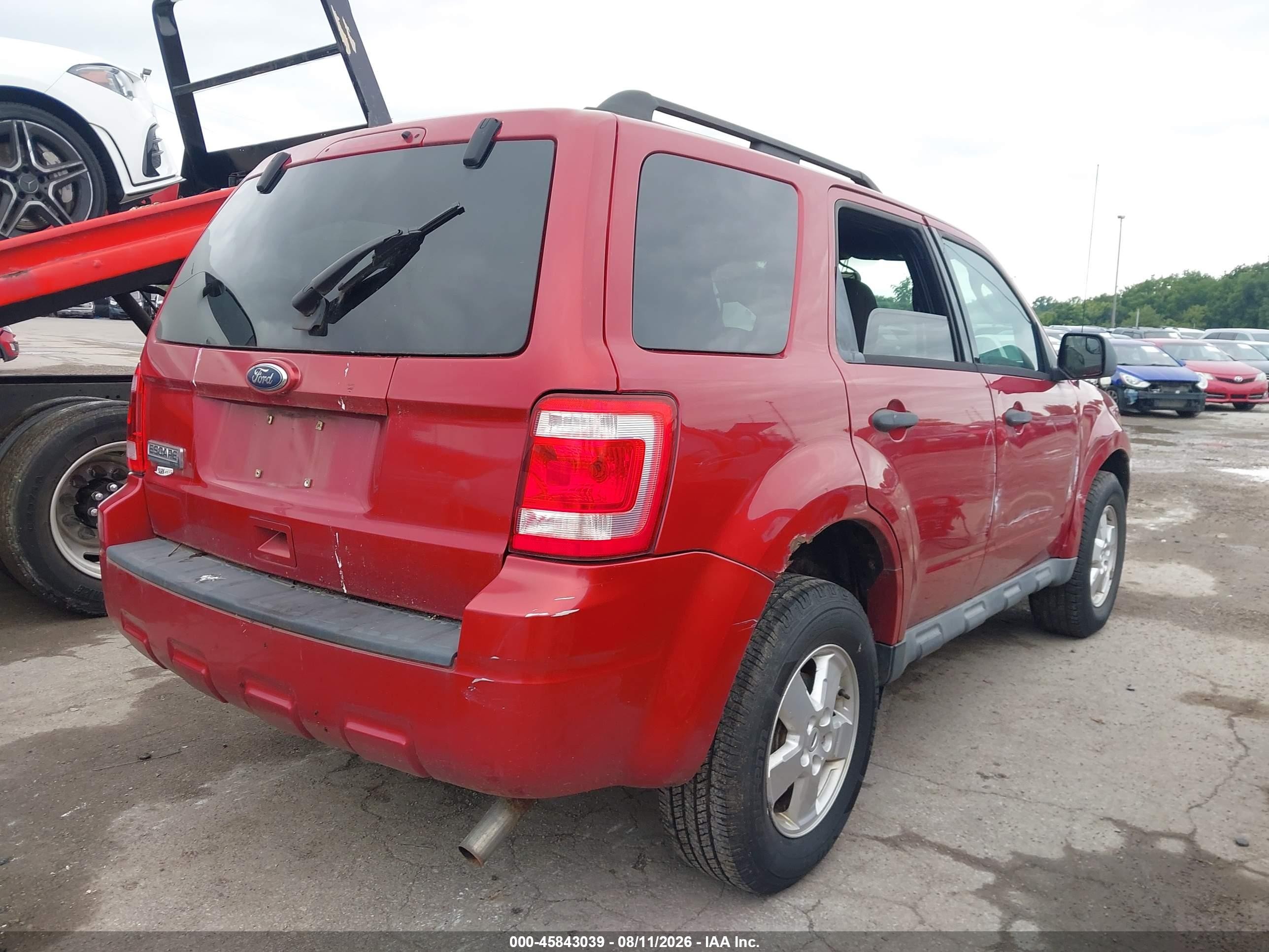 2010 Ford Escape Xlt Red vin: 1FMCU0D73AKA42138