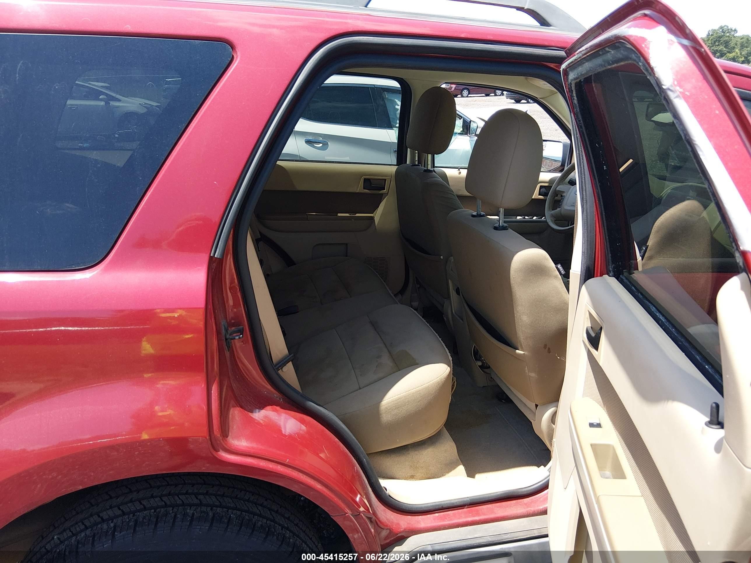 2010 Ford Escape Xlt Red vin: 1FMCU0D73AKA85913