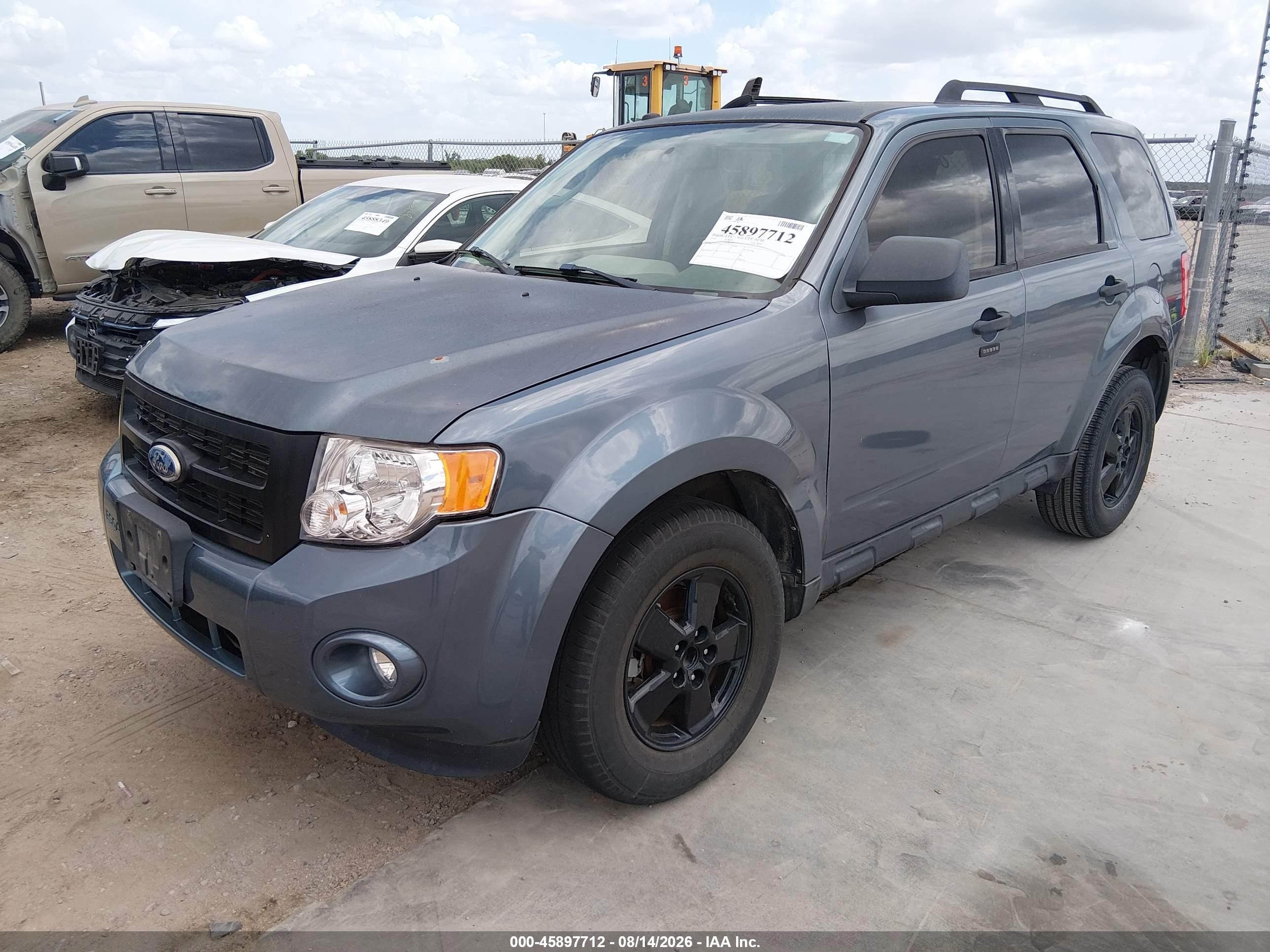 2010 Ford Escape Xlt Blue vin: 1FMCU0D73AKB01043