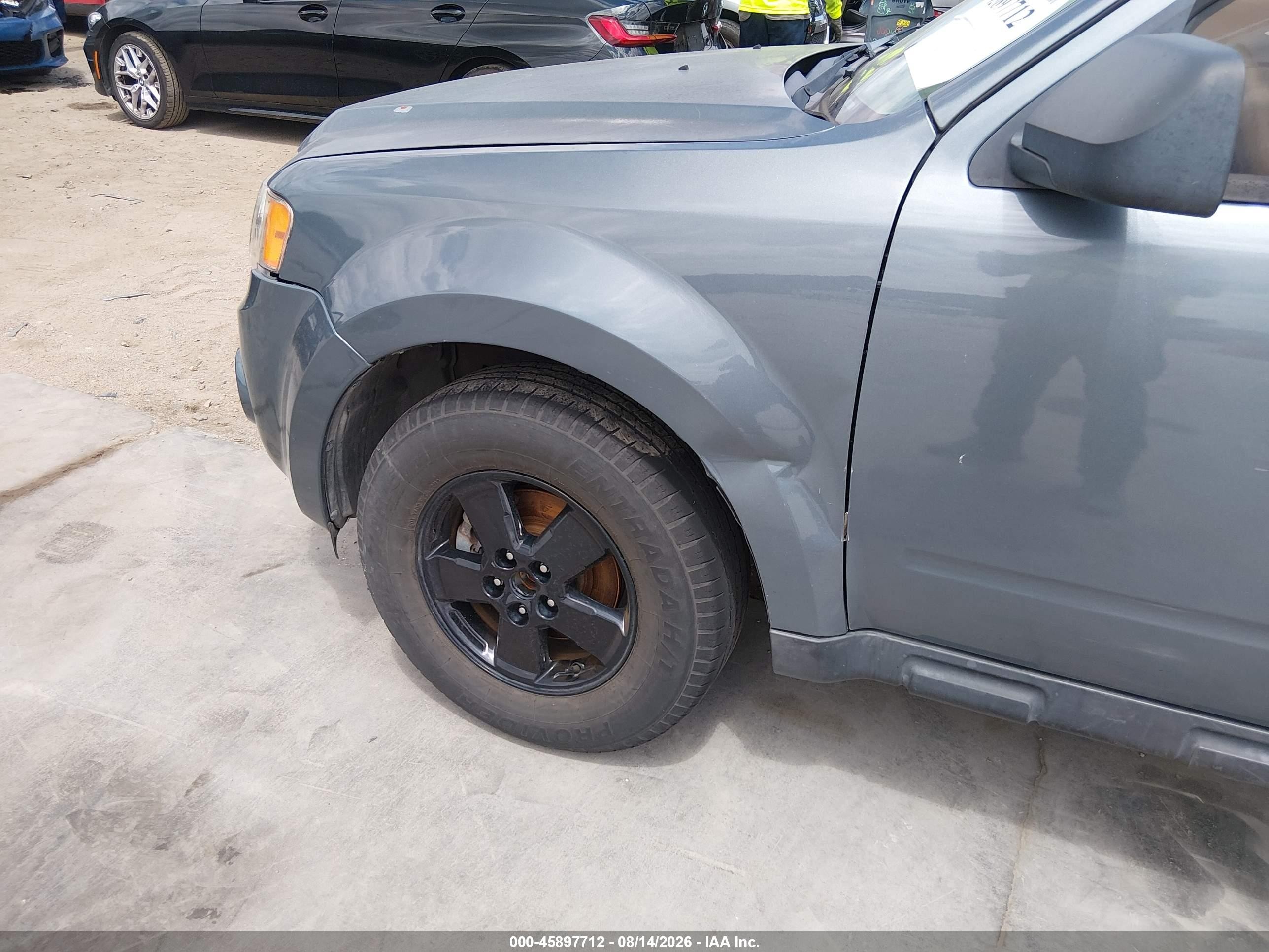 2010 Ford Escape Xlt Blue vin: 1FMCU0D73AKB01043