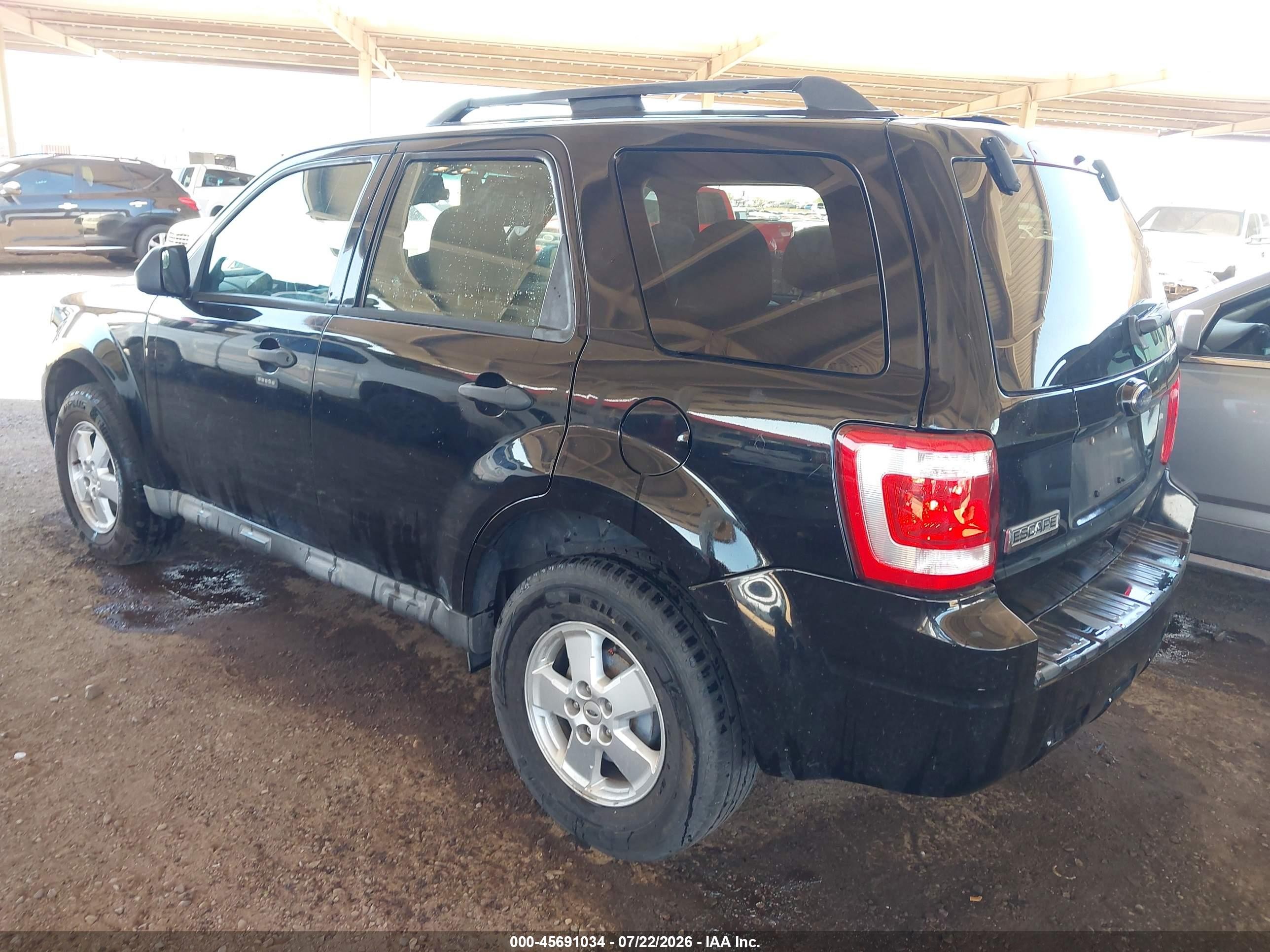 2010 Ford Escape Xlt Black vin: 1FMCU0D73AKC94438