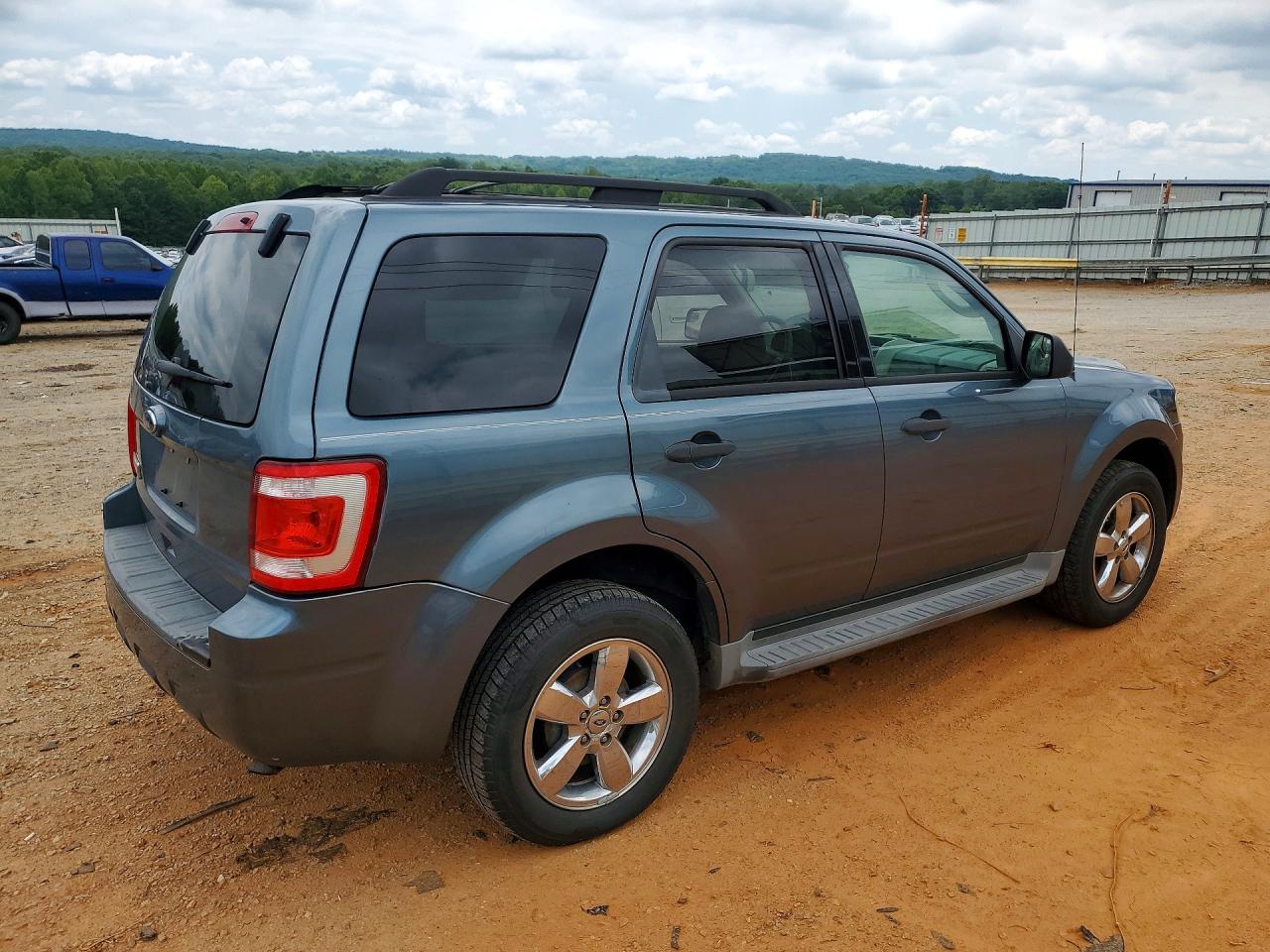 2010 Ford Escape Xlt Серый vin: 1FMCU0D73AKD24618
