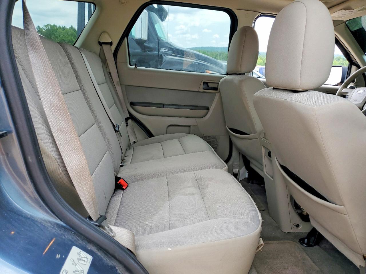 2010 Ford Escape Xlt Серый vin: 1FMCU0D73AKD24618