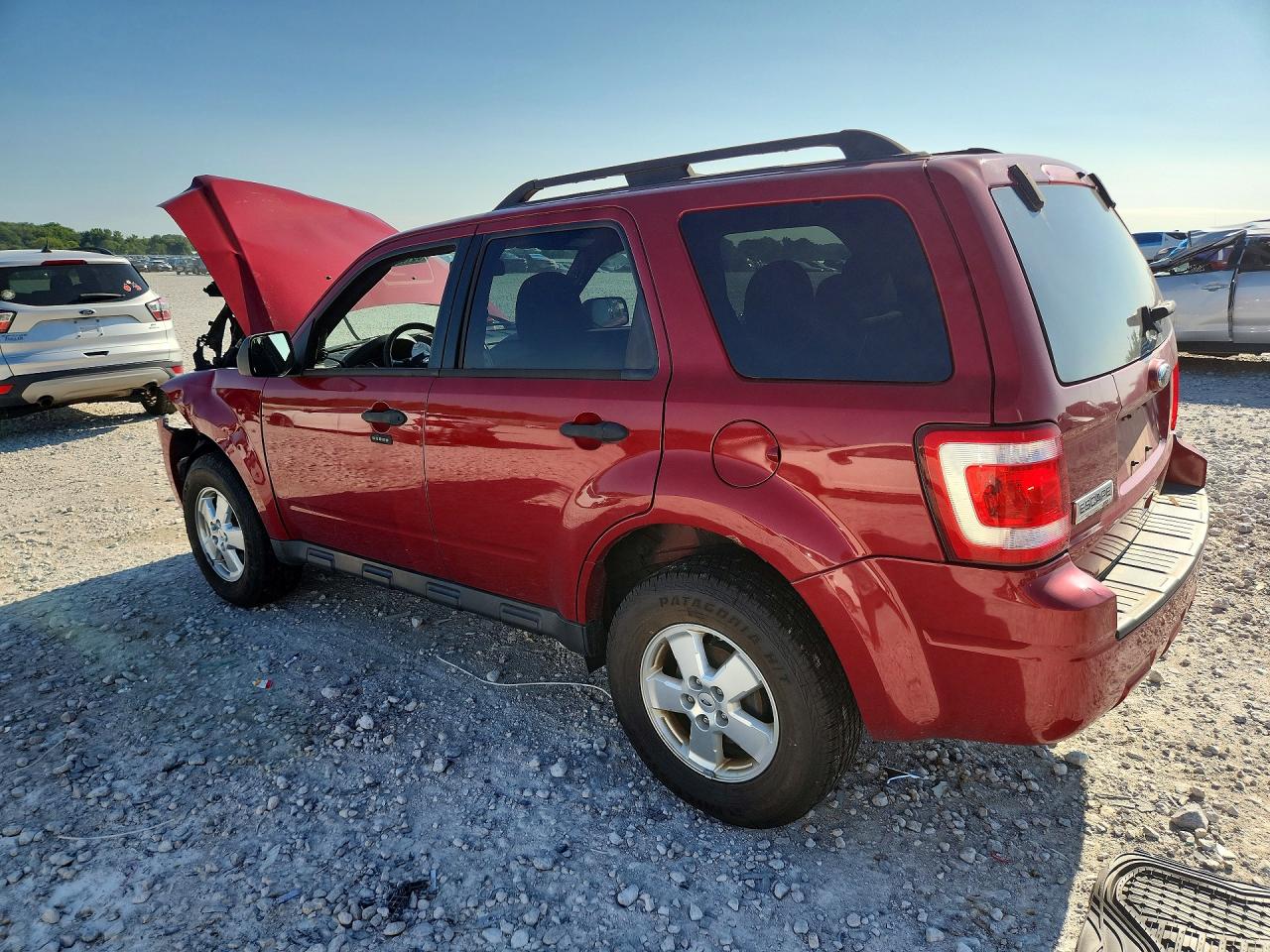 2010 Ford Escape Xlt Red vin: 1FMCU0D73AKD38941
