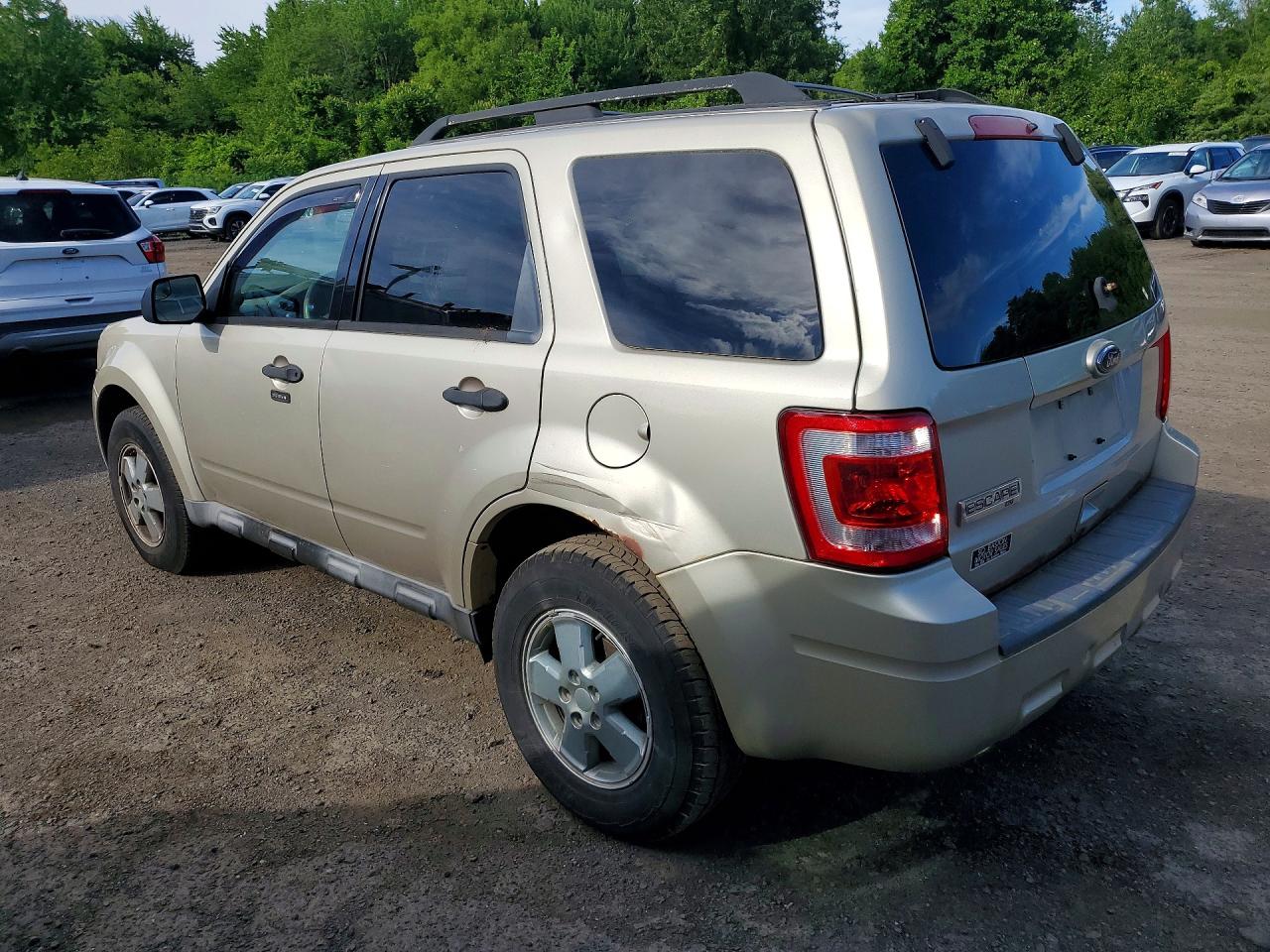2011 Ford Escape Tan vin: 1FMCU0D73BKA01008