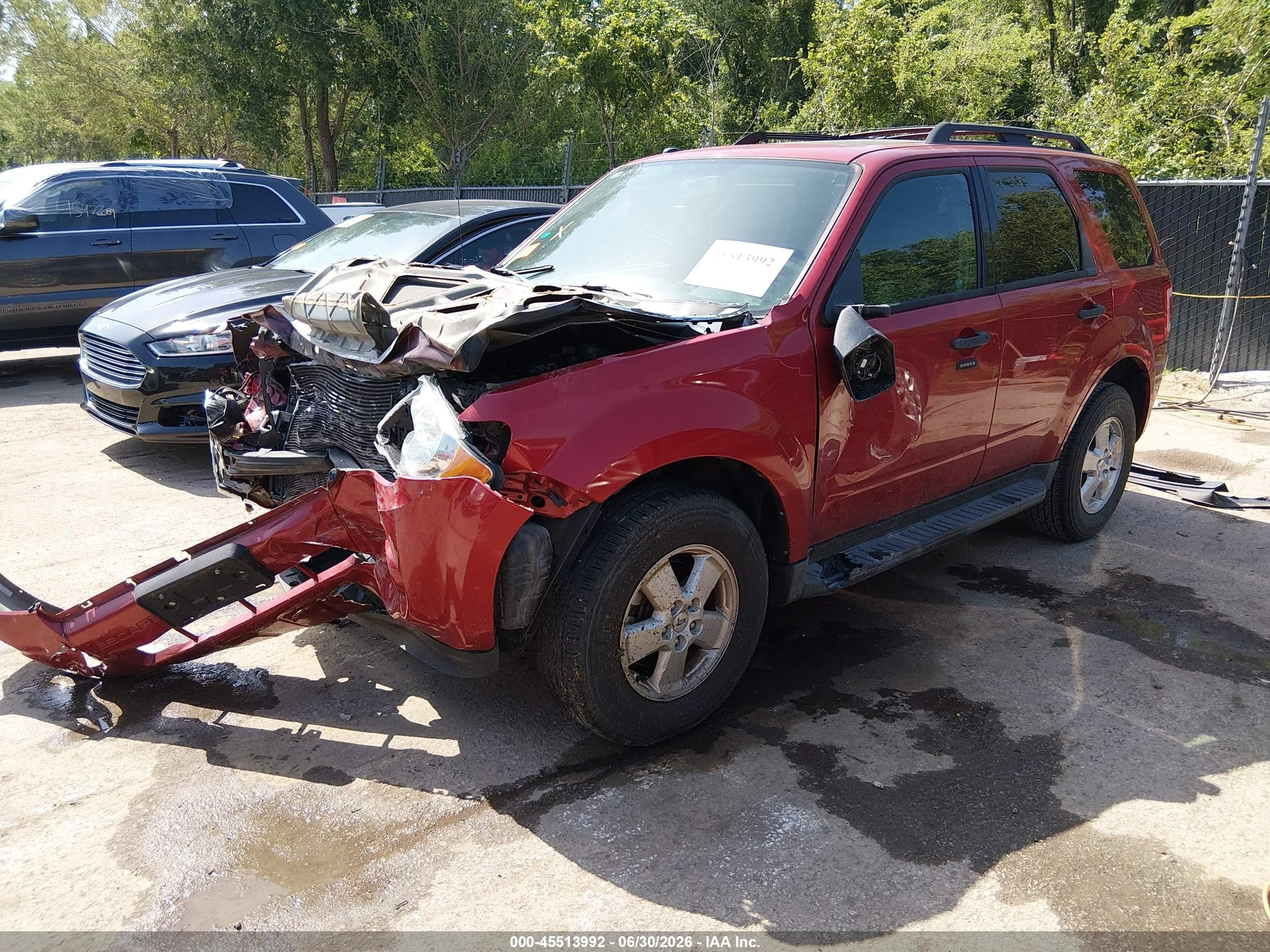 2011 Ford Escape Xlt Red vin: 1FMCU0D73BKA07763