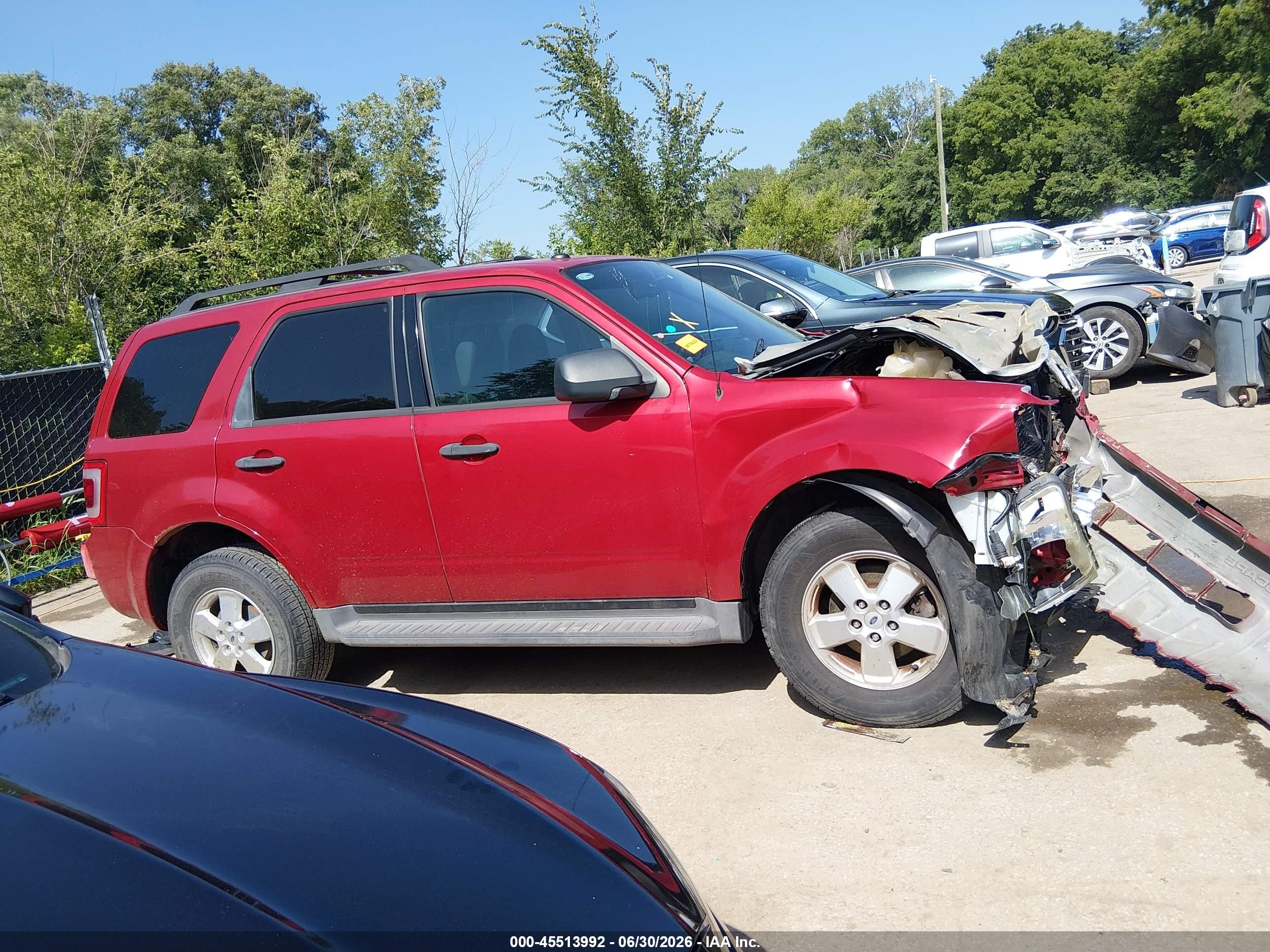2011 Ford Escape Xlt Red vin: 1FMCU0D73BKA07763