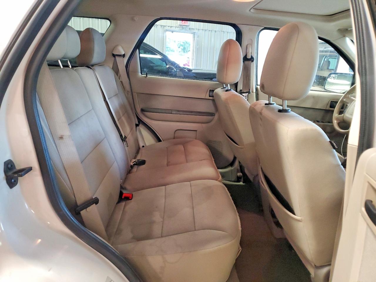 2011 Ford Escape Xlt White vin: 1FMCU0D73BKA37071