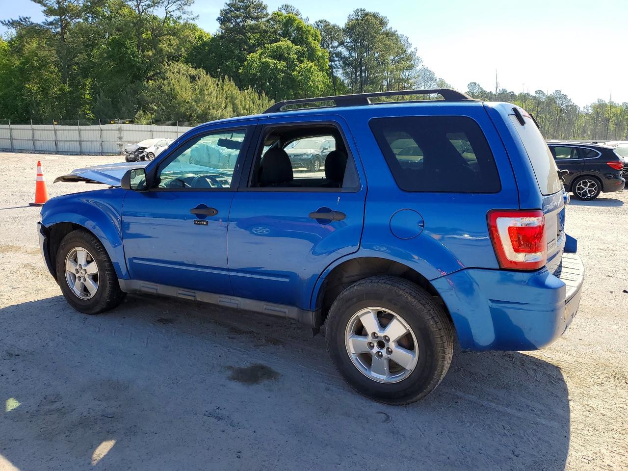 2011 Ford Escape Xlt Blue vin: 1FMCU0D73BKA52783