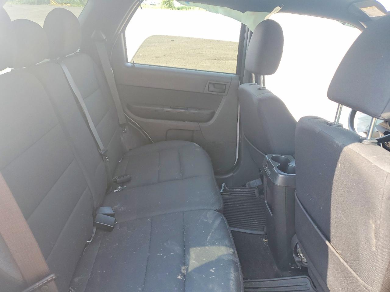 2011 Ford Escape Xlt Серебряный vin: 1FMCU0D73BKB39843