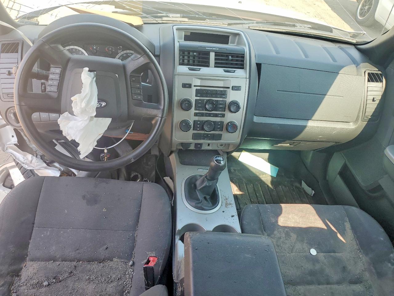2011 Ford Escape Xlt Серебряный vin: 1FMCU0D73BKB39843