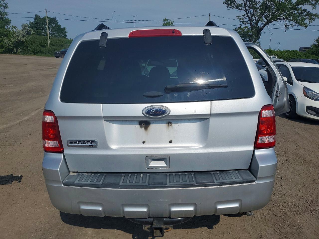 2011 Ford Escape Xlt Серебряный vin: 1FMCU0D73BKB39843