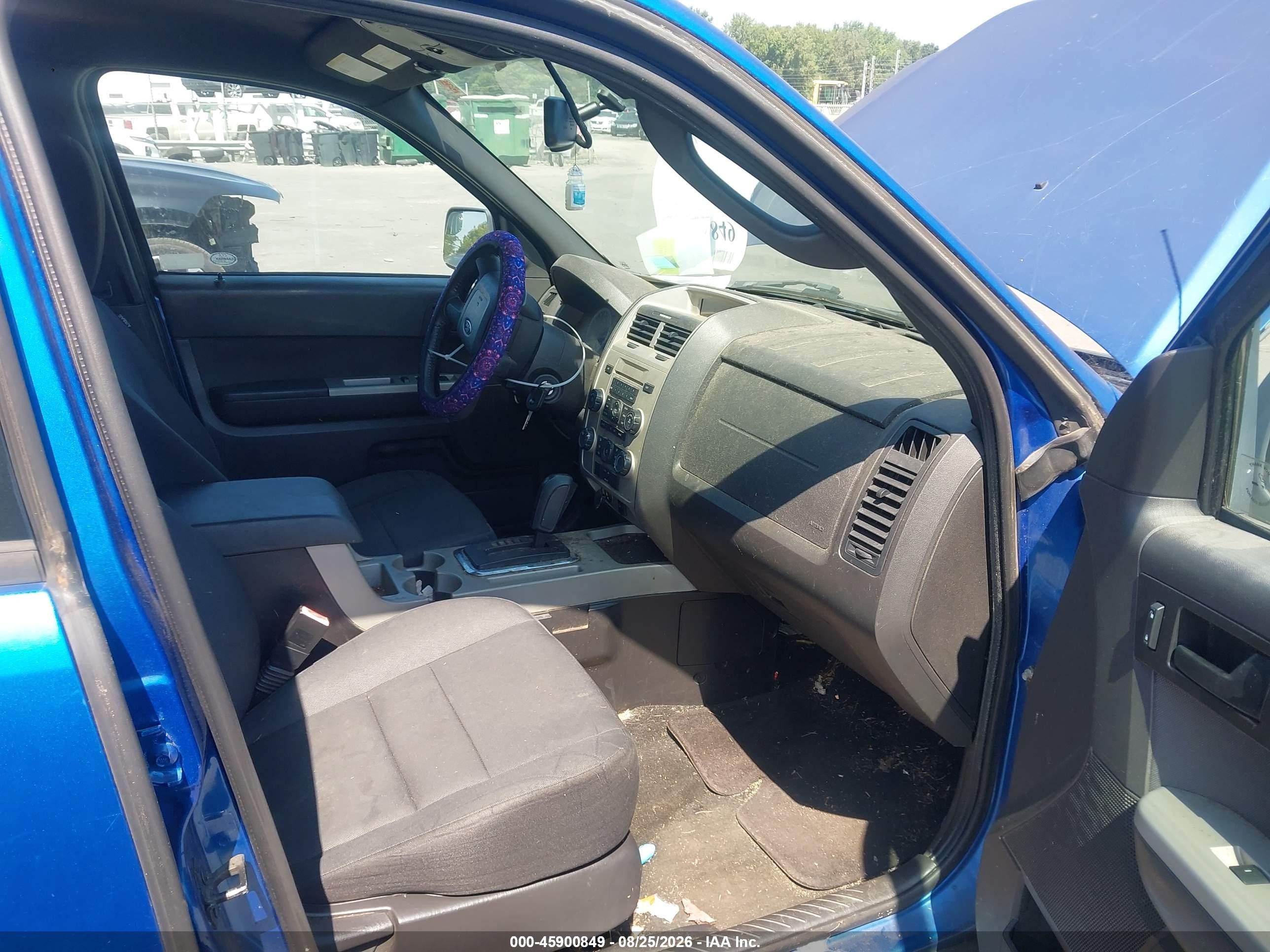 2011 Ford Escape Xlt Синий vin: 1FMCU0D73BKB54150