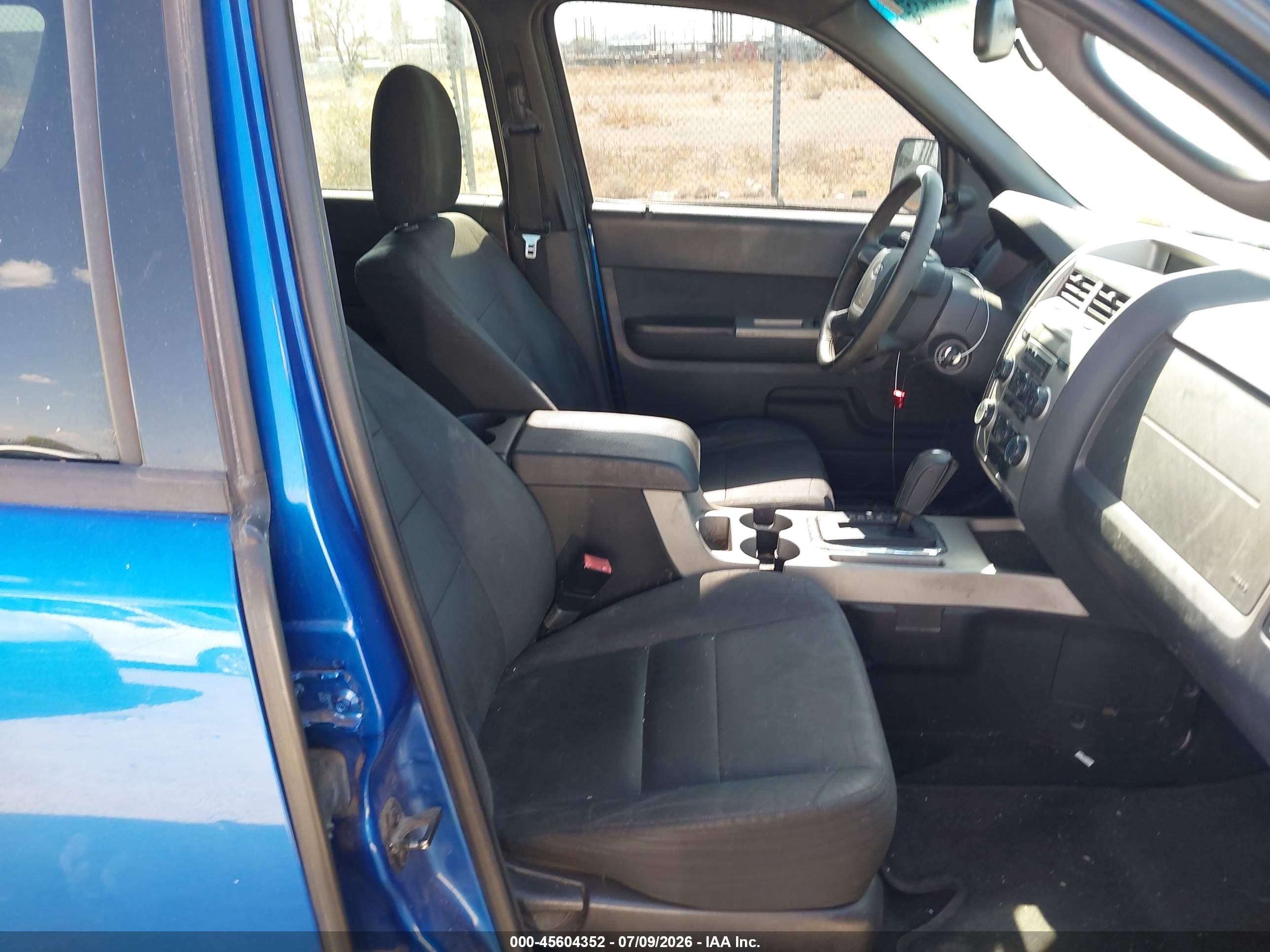 2011 Ford Escape Xlt Blue vin: 1FMCU0D73BKB66721