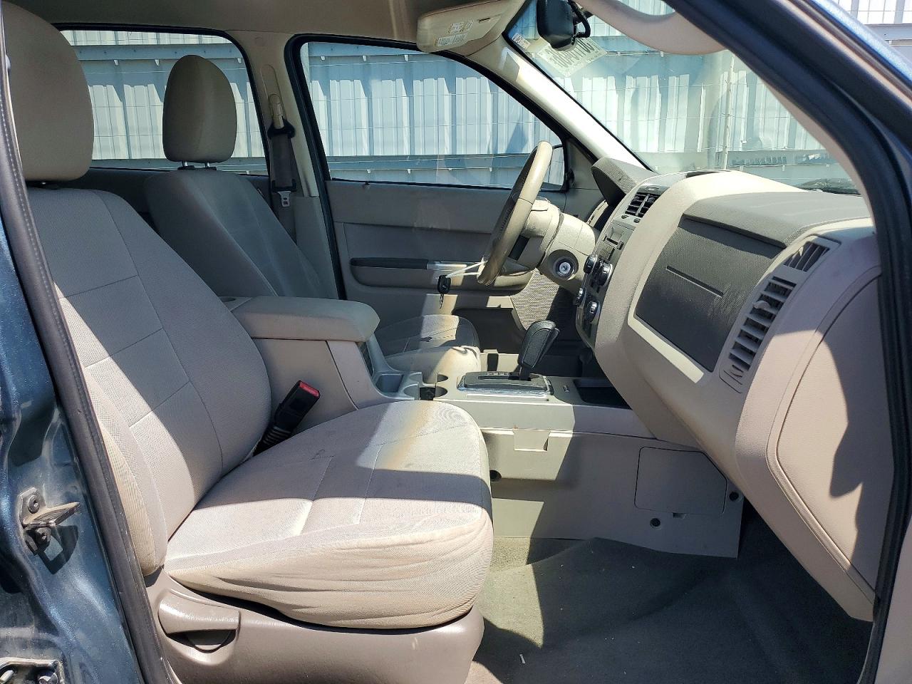 2011 Ford Escape Xlt Синий vin: 1FMCU0D73BKB73197