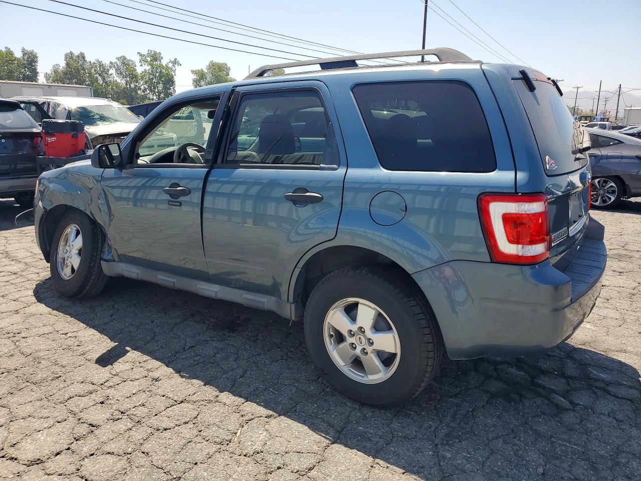 2011 Ford Escape Xlt Синий vin: 1FMCU0D73BKB73197