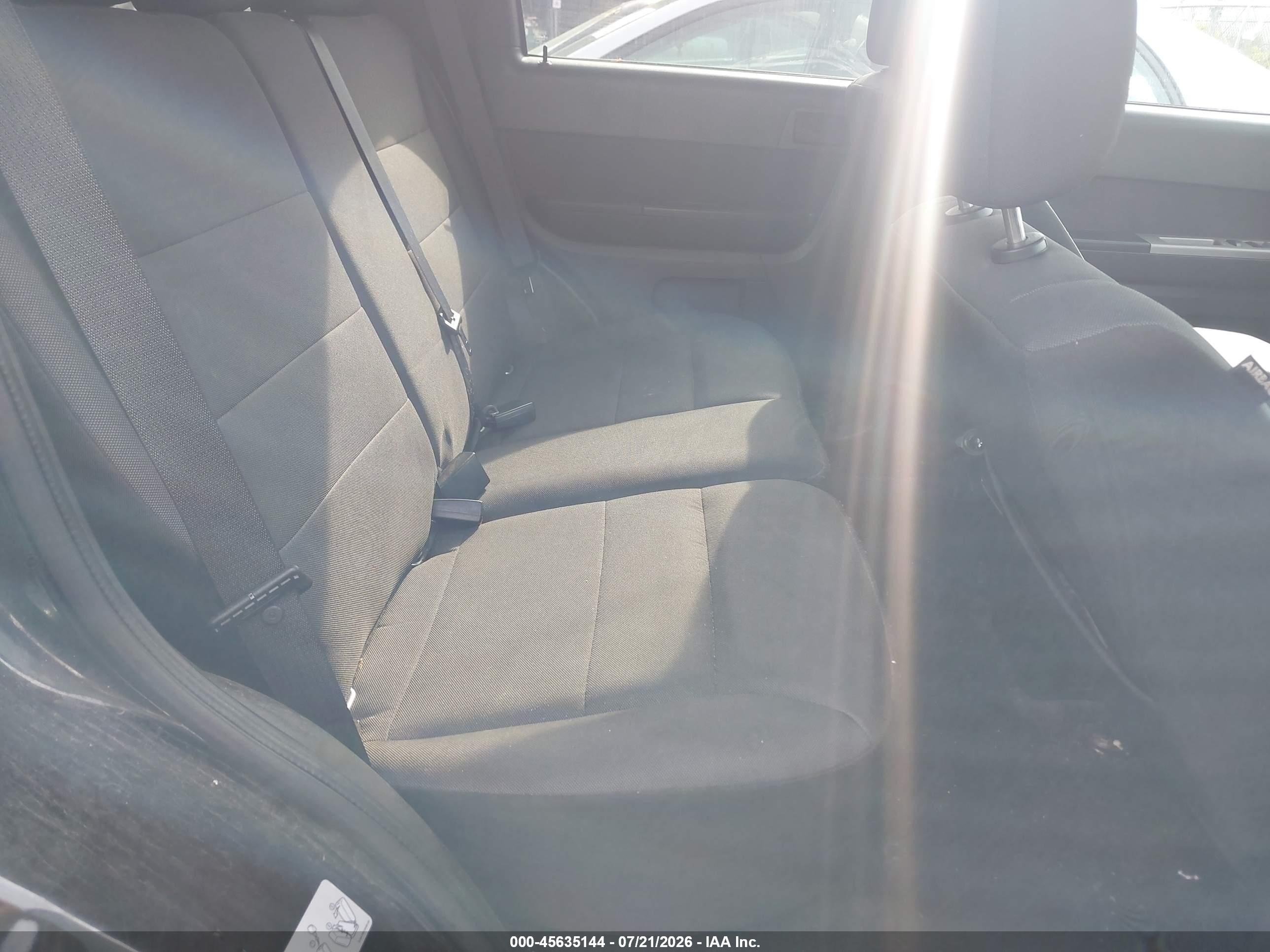 2011 Ford Escape Xlt Черный vin: 1FMCU0D73BKC01158