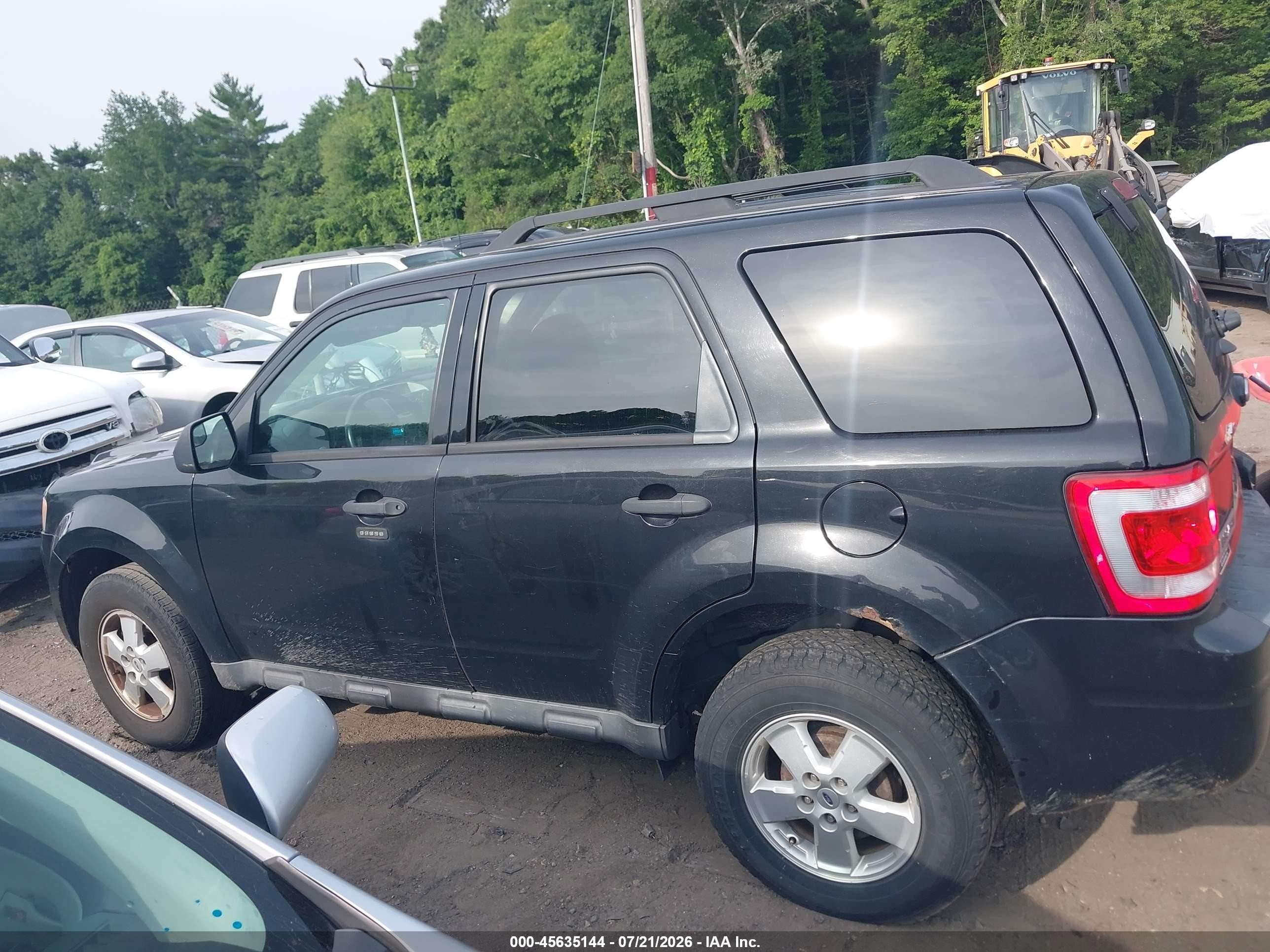 2011 Ford Escape Xlt Черный vin: 1FMCU0D73BKC01158