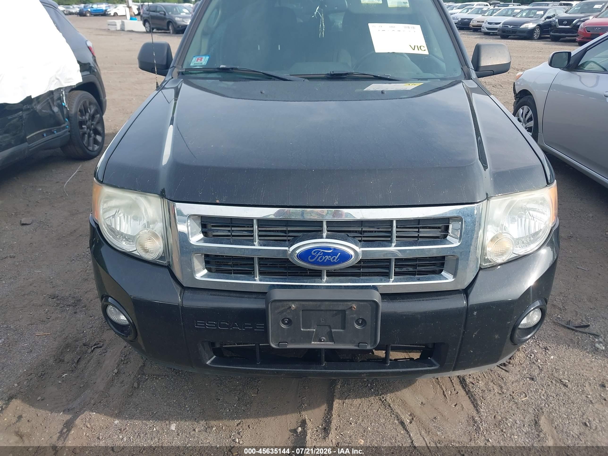 2011 Ford Escape Xlt Черный vin: 1FMCU0D73BKC01158