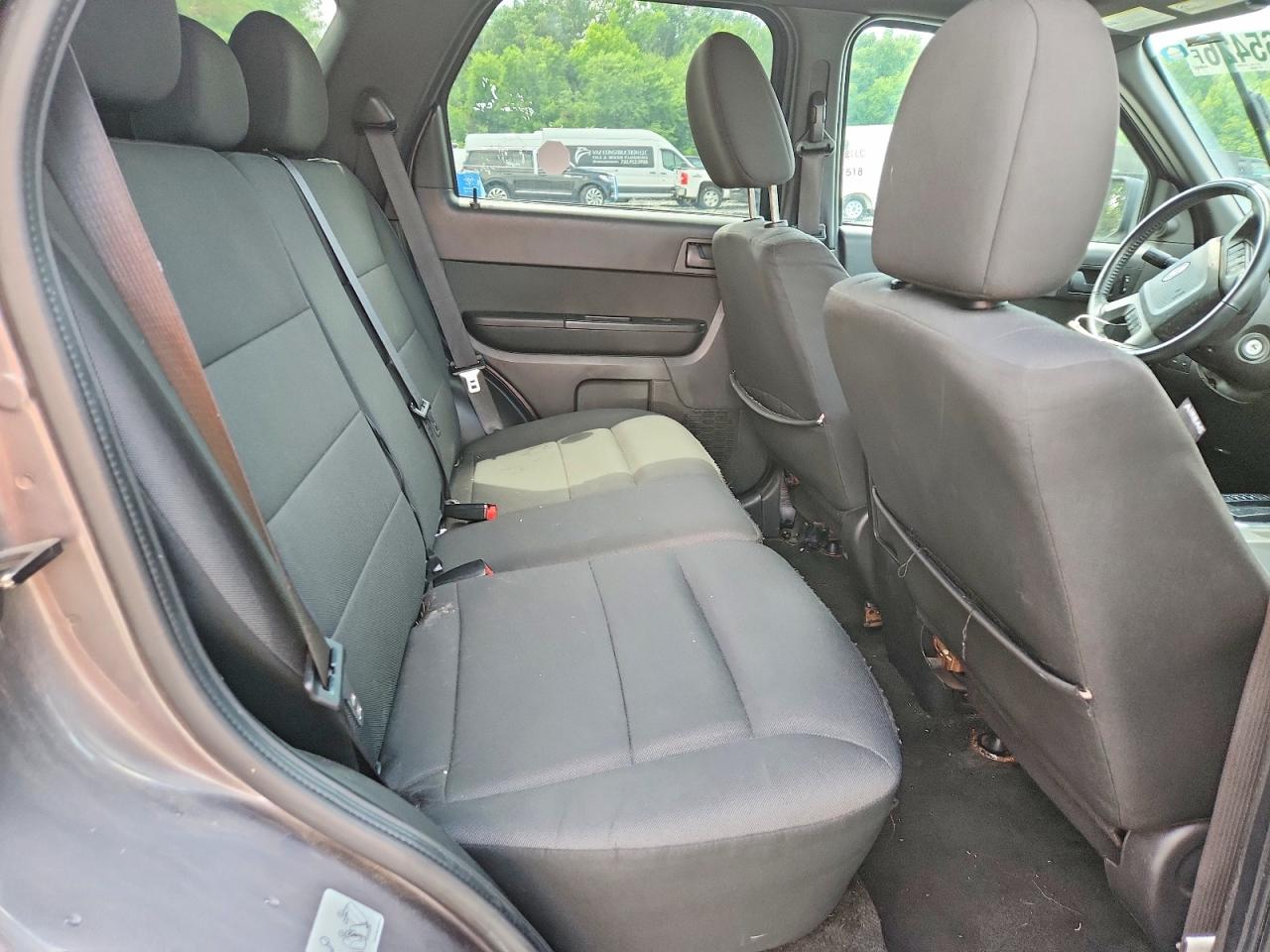 2011 Ford Escape Xlt Gray vin: 1FMCU0D73BKC39649