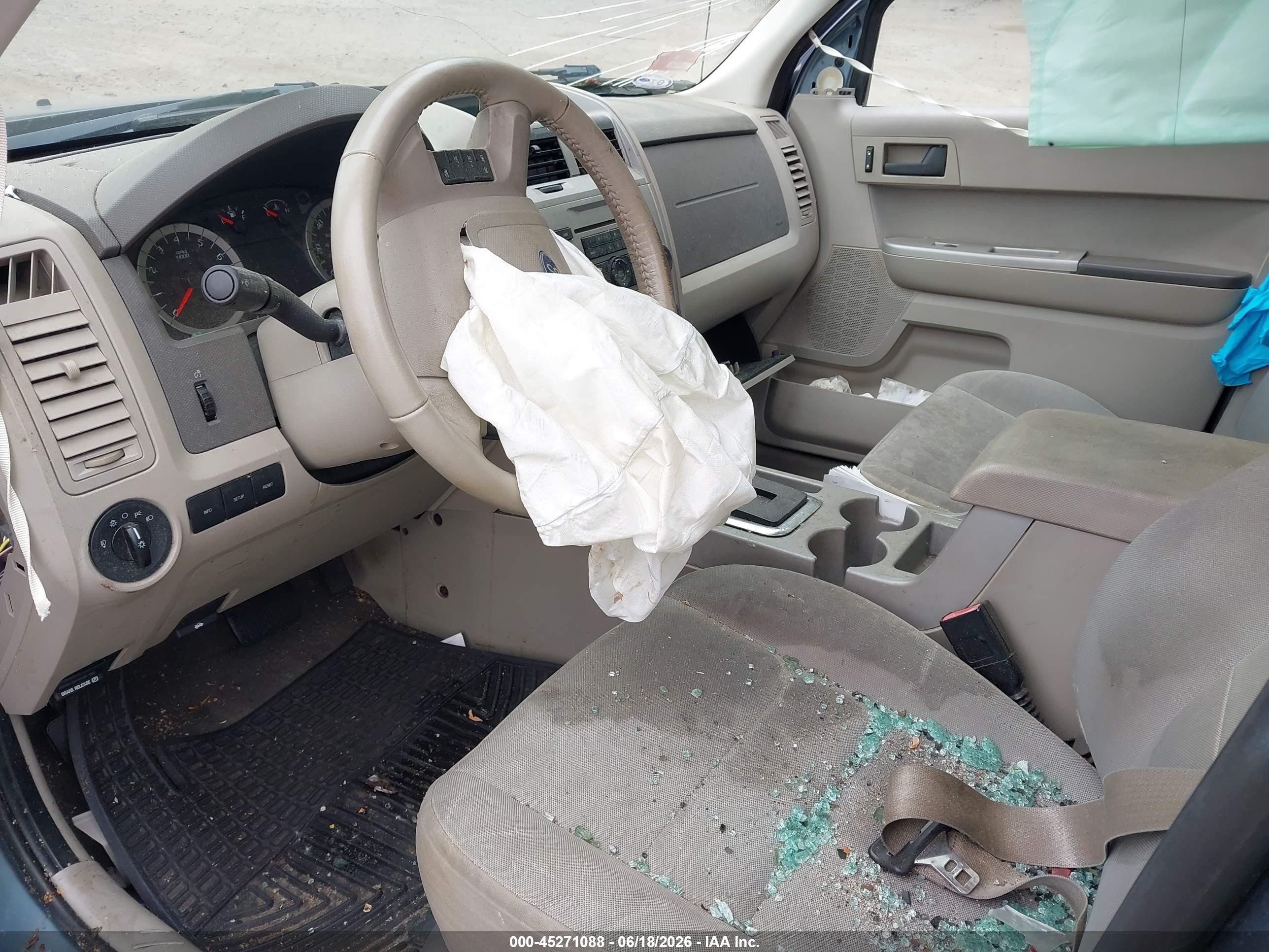 2011 Ford Escape Xlt Blue vin: 1FMCU0D73BKC47492