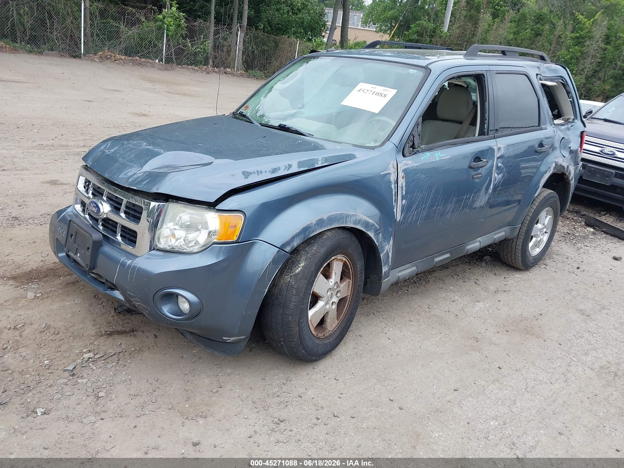 2011 Ford Escape Xlt Blue vin: 1FMCU0D73BKC47492