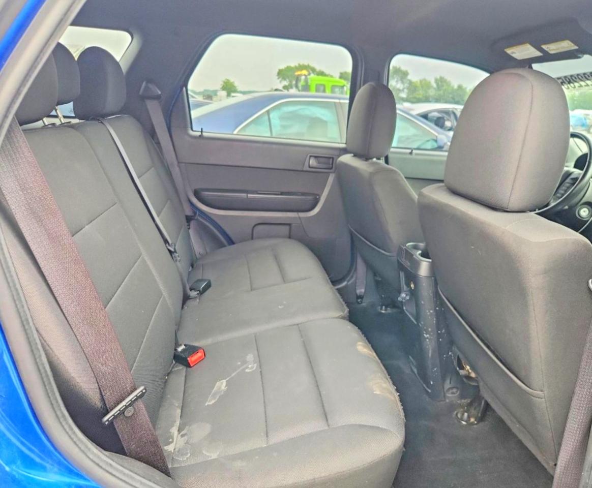 2012 Ford Escape Xlt Blue vin: 1FMCU0D73CKB10215