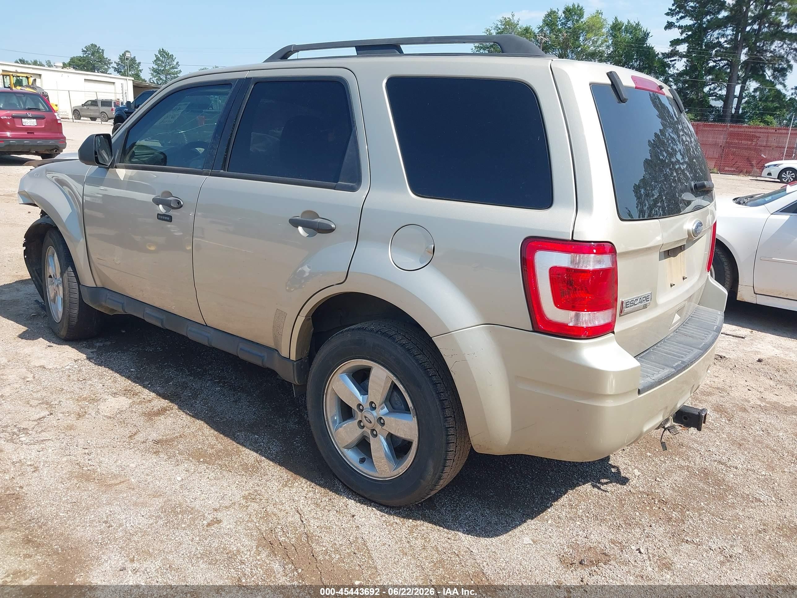 2012 Ford Escape Xlt Tan vin: 1FMCU0D73CKB53615