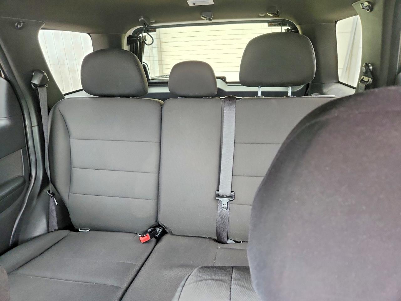 2012 Ford Escape Xlt White vin: 1FMCU0D73CKB96903