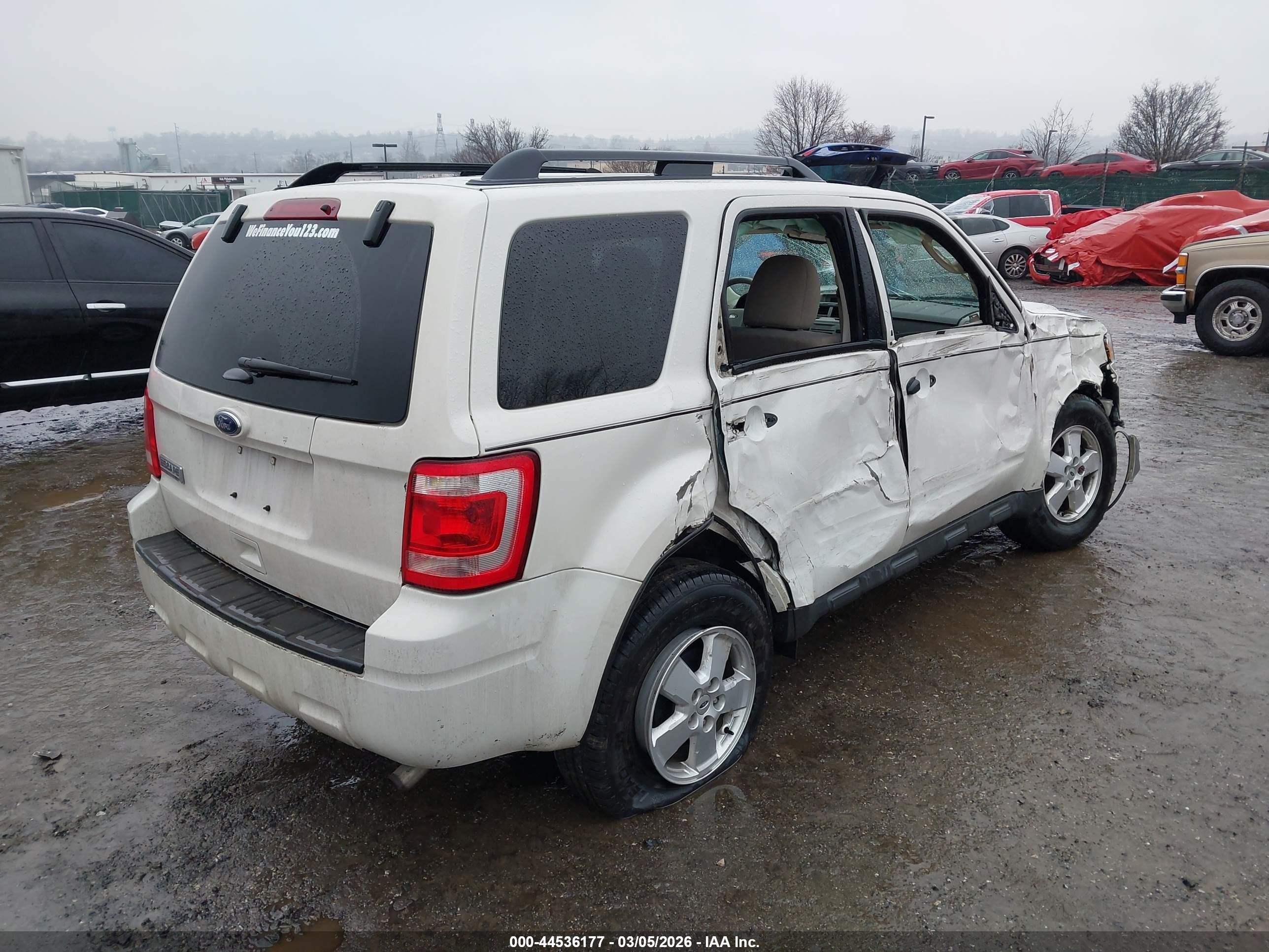 2012 Ford Escape Xlt White vin: 1FMCU0D73CKC74564