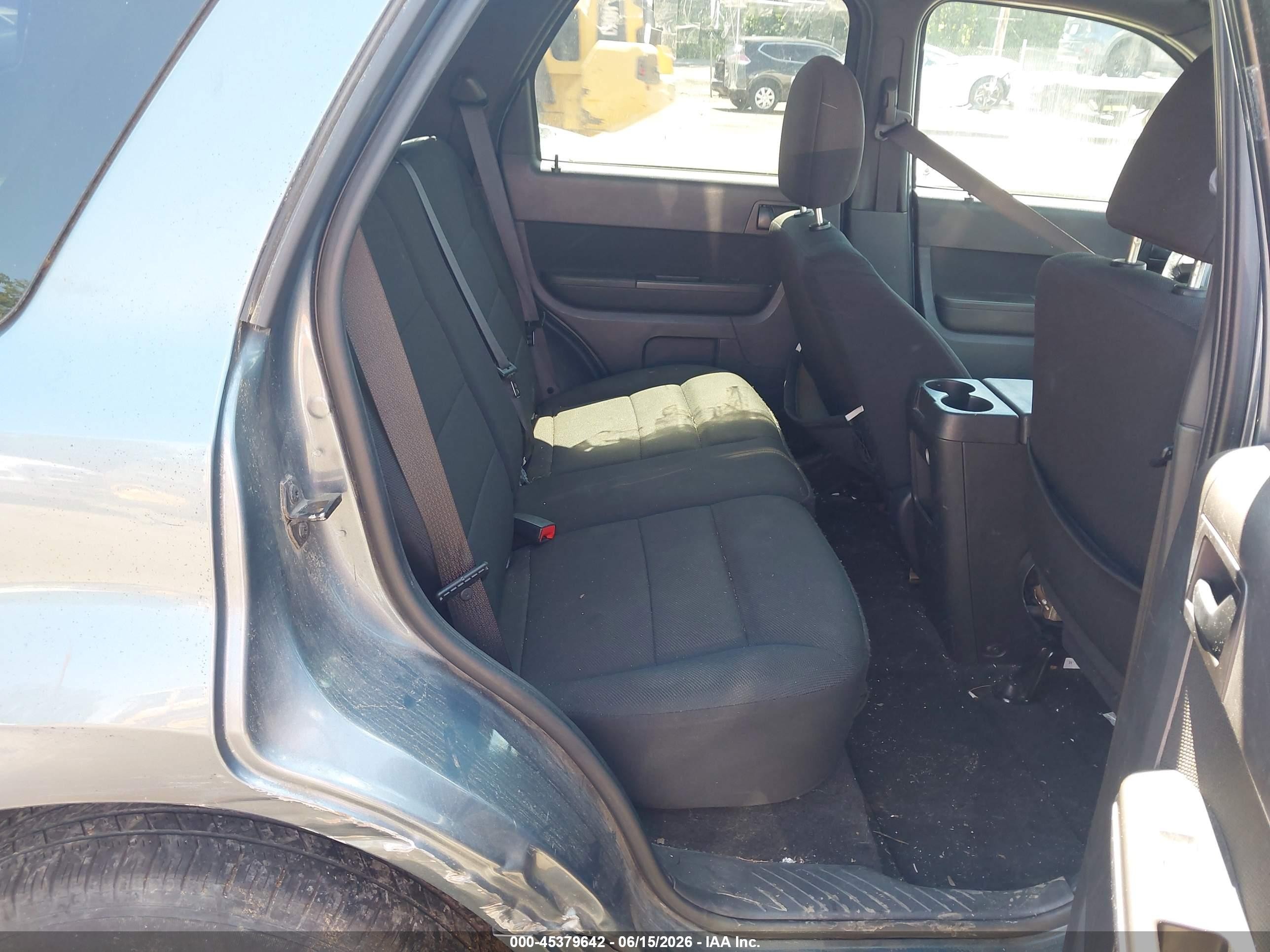 2010 Ford Escape Xlt Синий vin: 1FMCU0D74AKA53407