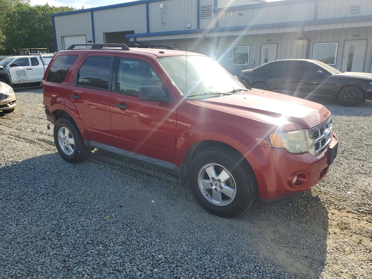 2010 Ford Escape Xlt Red vin: 1FMCU0D74AKB11404