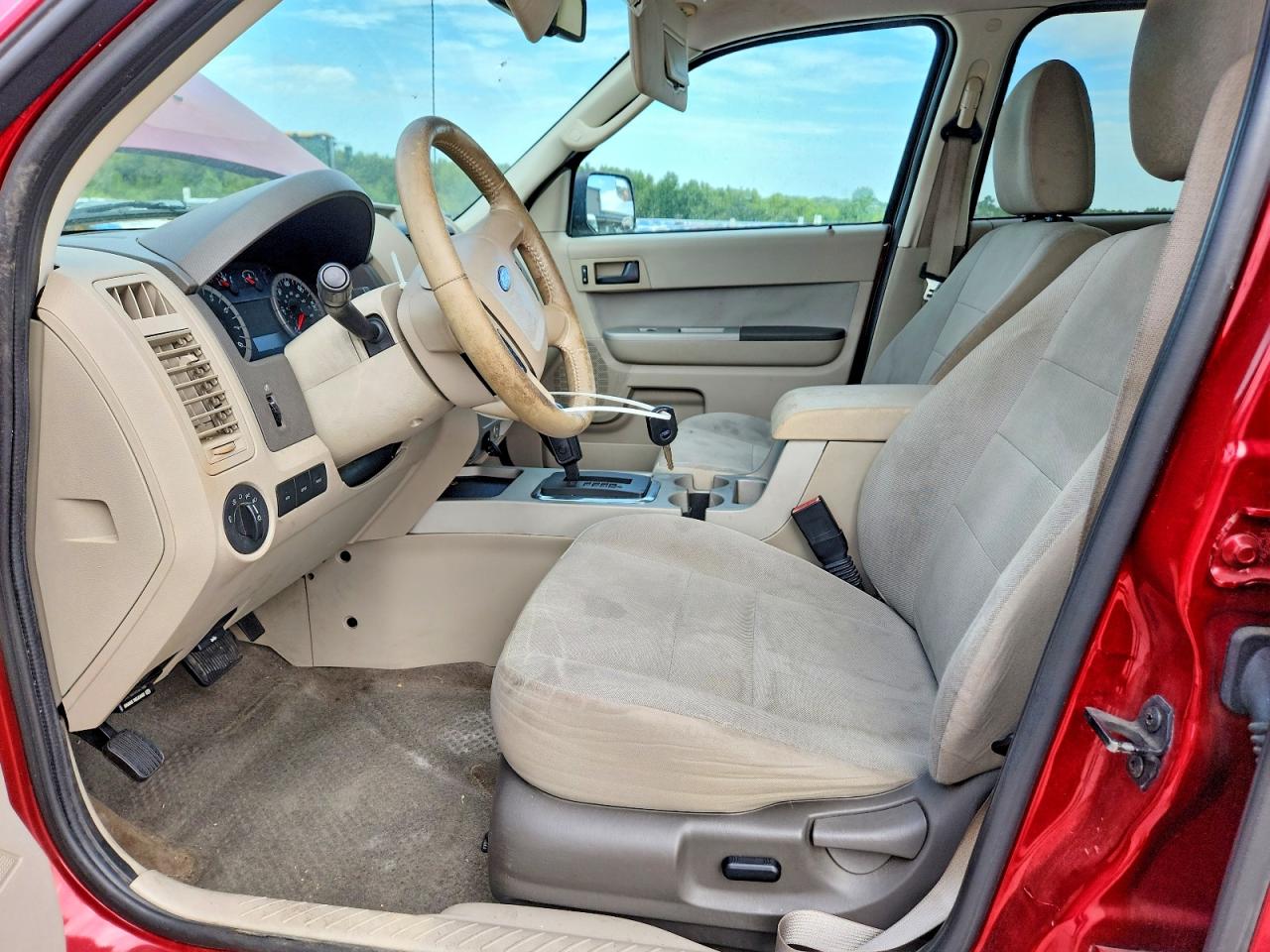 2010 Ford Escape Xlt Бордовый vin: 1FMCU0D74AKB51711